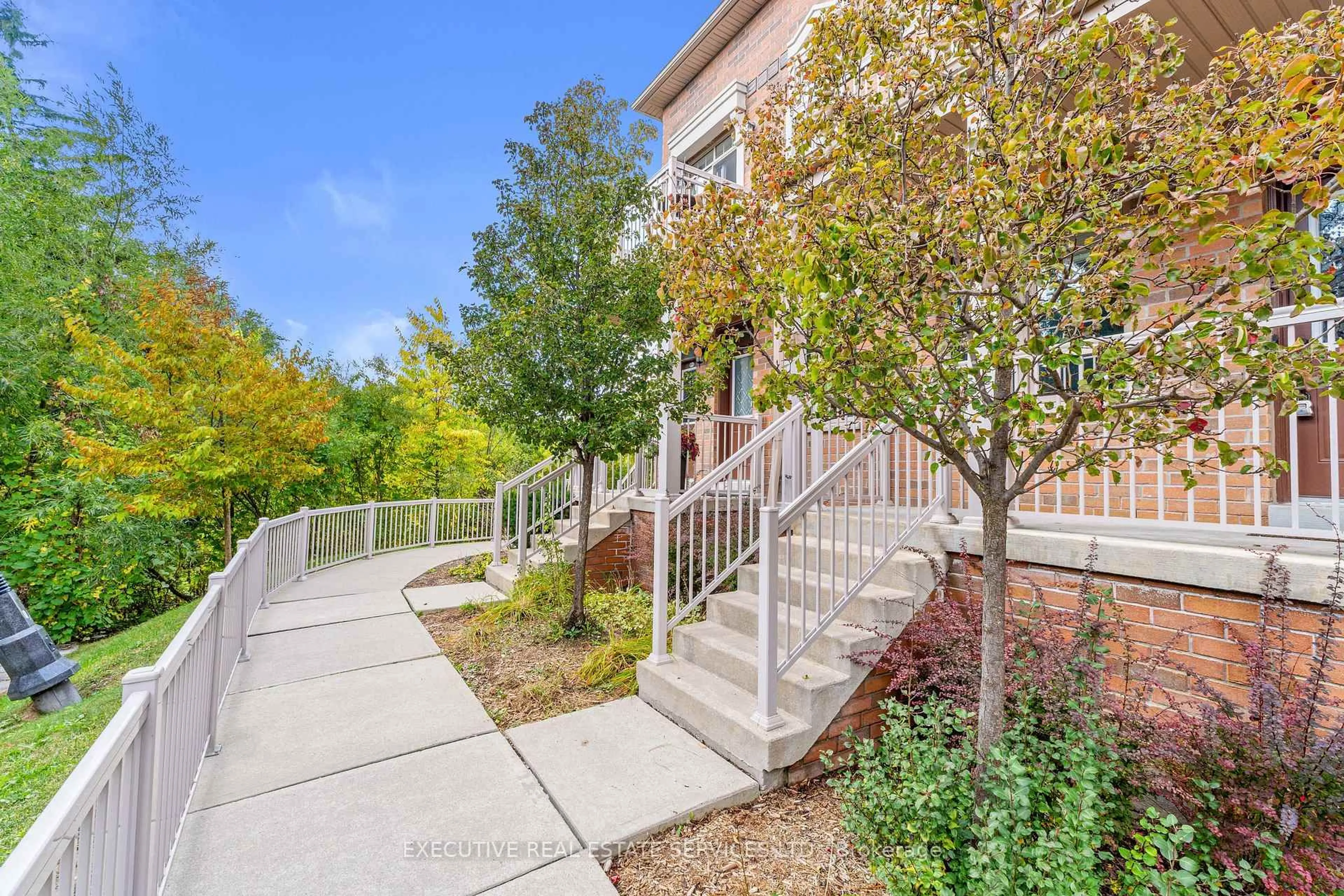 Patio, street for 180 Howden Blvd #79, Brampton Ontario L6S 0E6