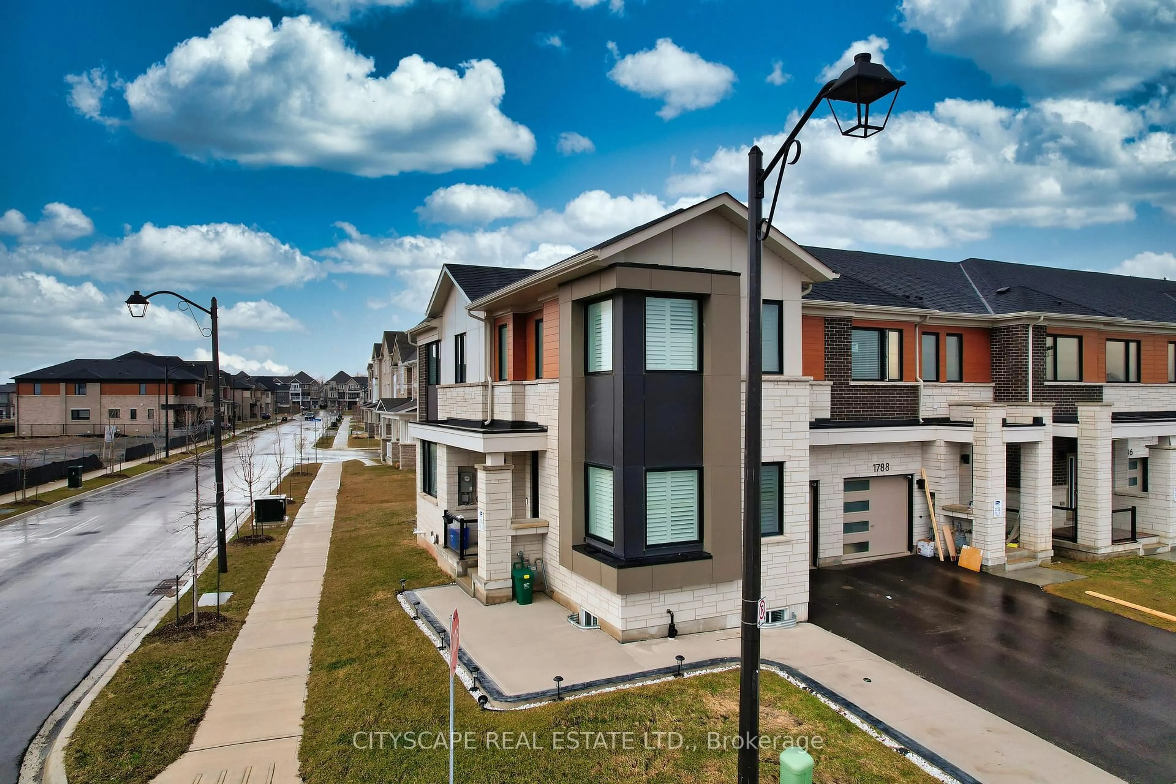 A pic from outside/outdoor area/front of a property/back of a property/a pic from drone, street for 1790 Dance Crt, Milton Ontario L9E 2A2