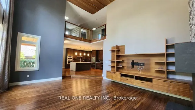 531 Jeanette Dr, Oakville 4