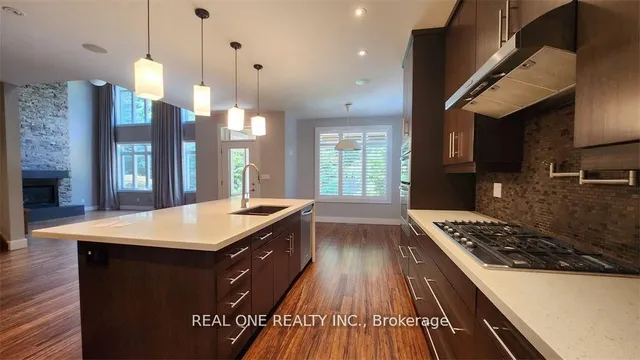 531 Jeanette Dr, Oakville 5