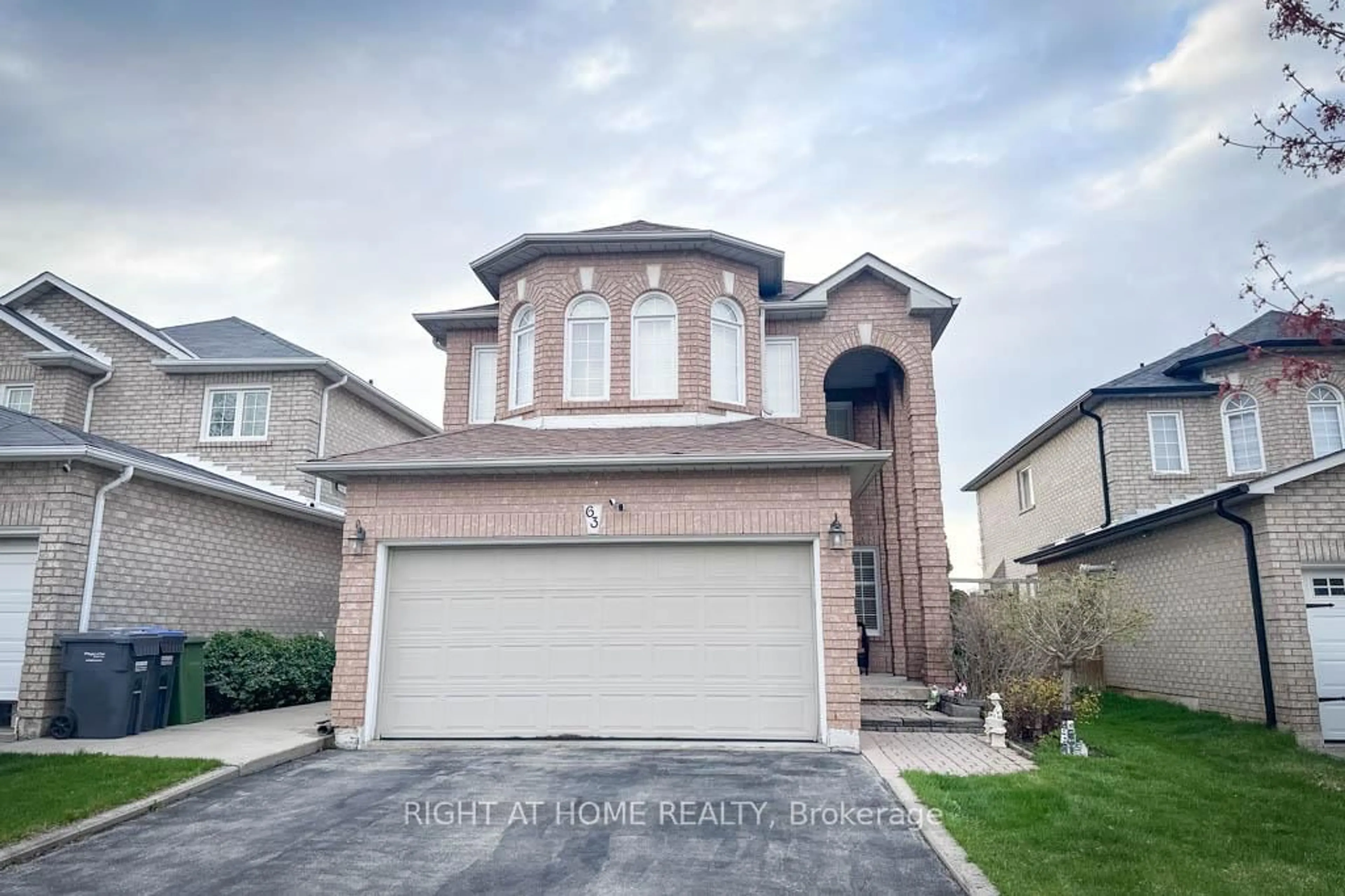 Unknown for 63 Pavin Cres, Caledon Ontario L7E 1X1