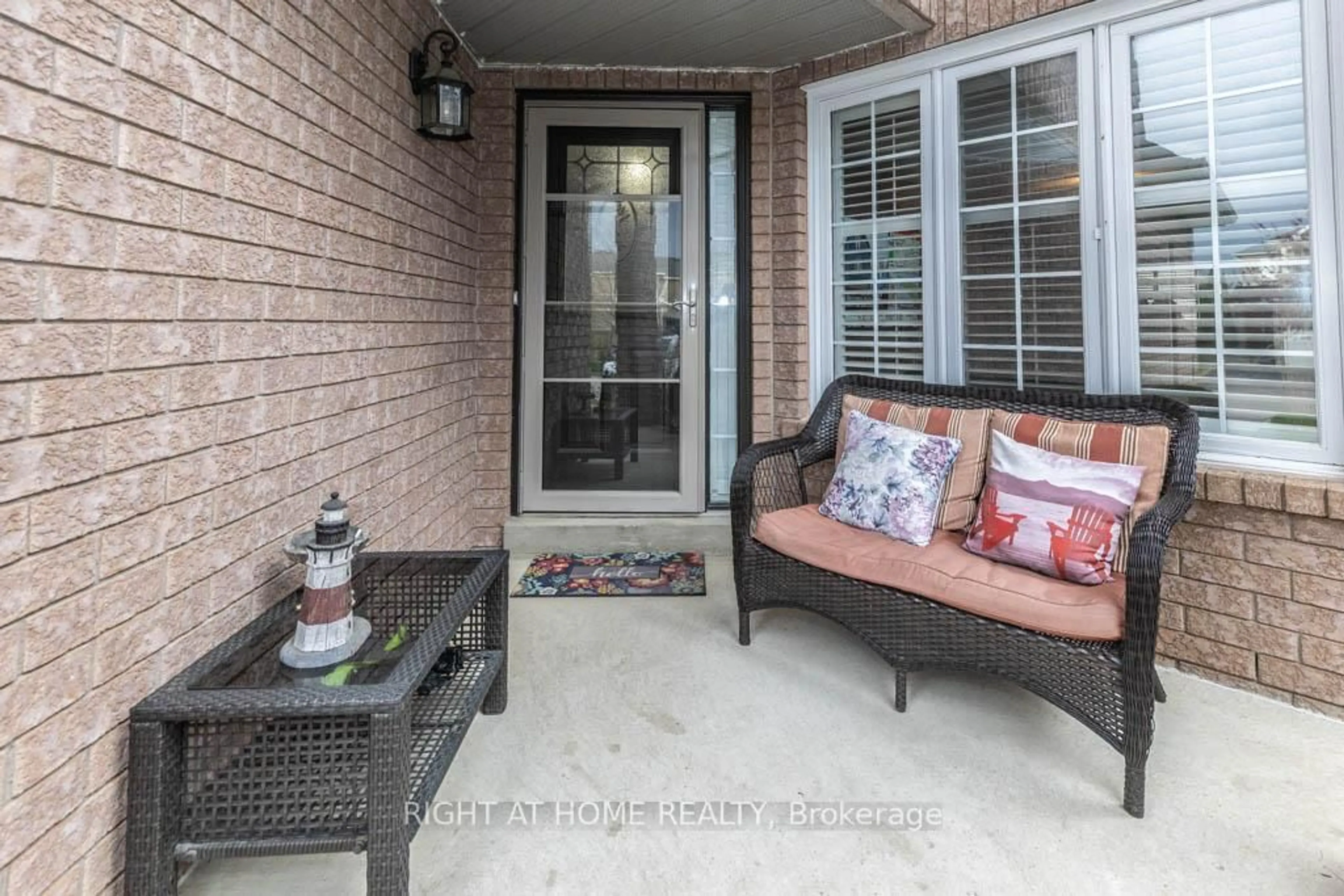 Patio, street for 63 Pavin Cres, Caledon Ontario L7E 1X1