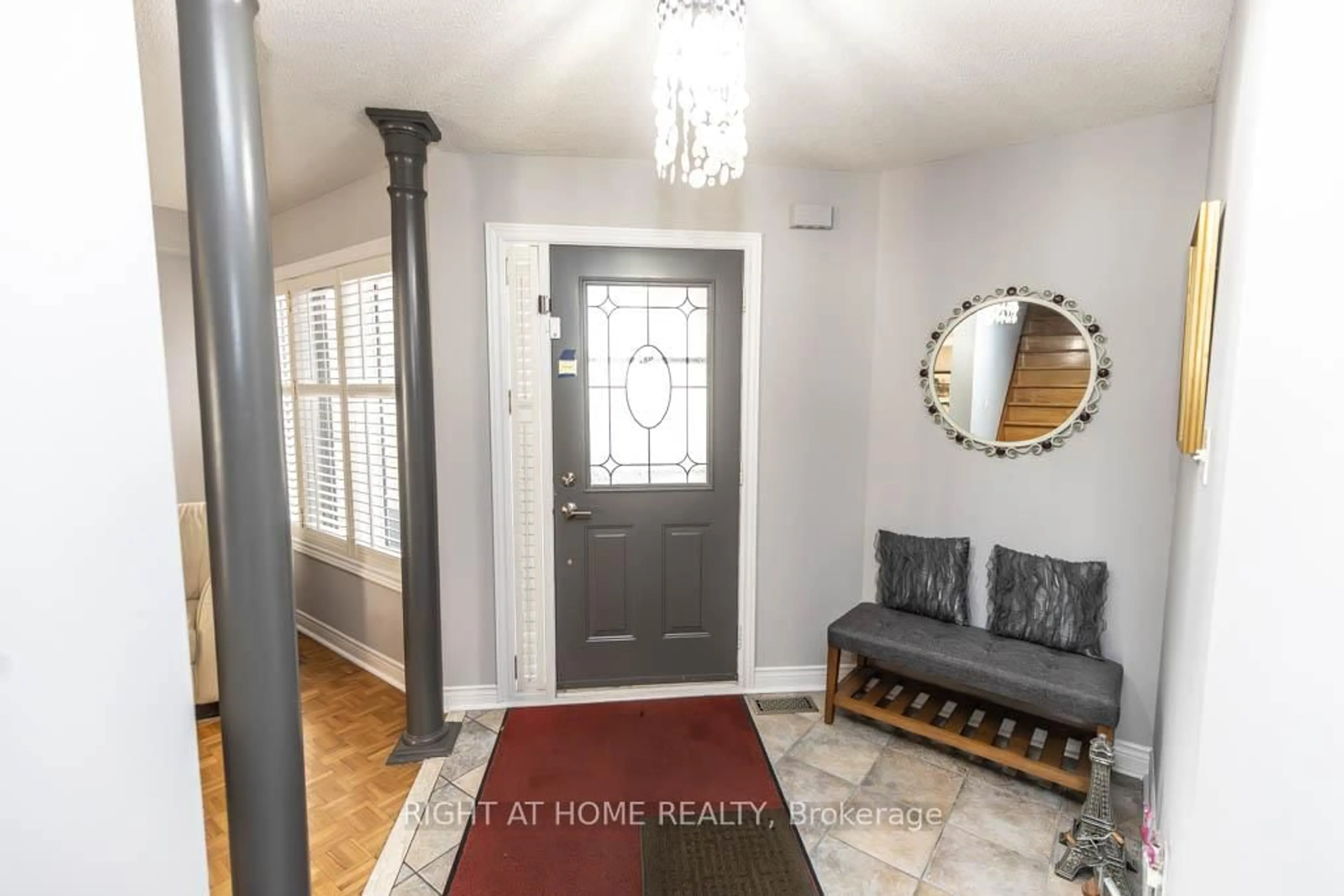 Indoor entryway for 63 Pavin Cres, Caledon Ontario L7E 1X1