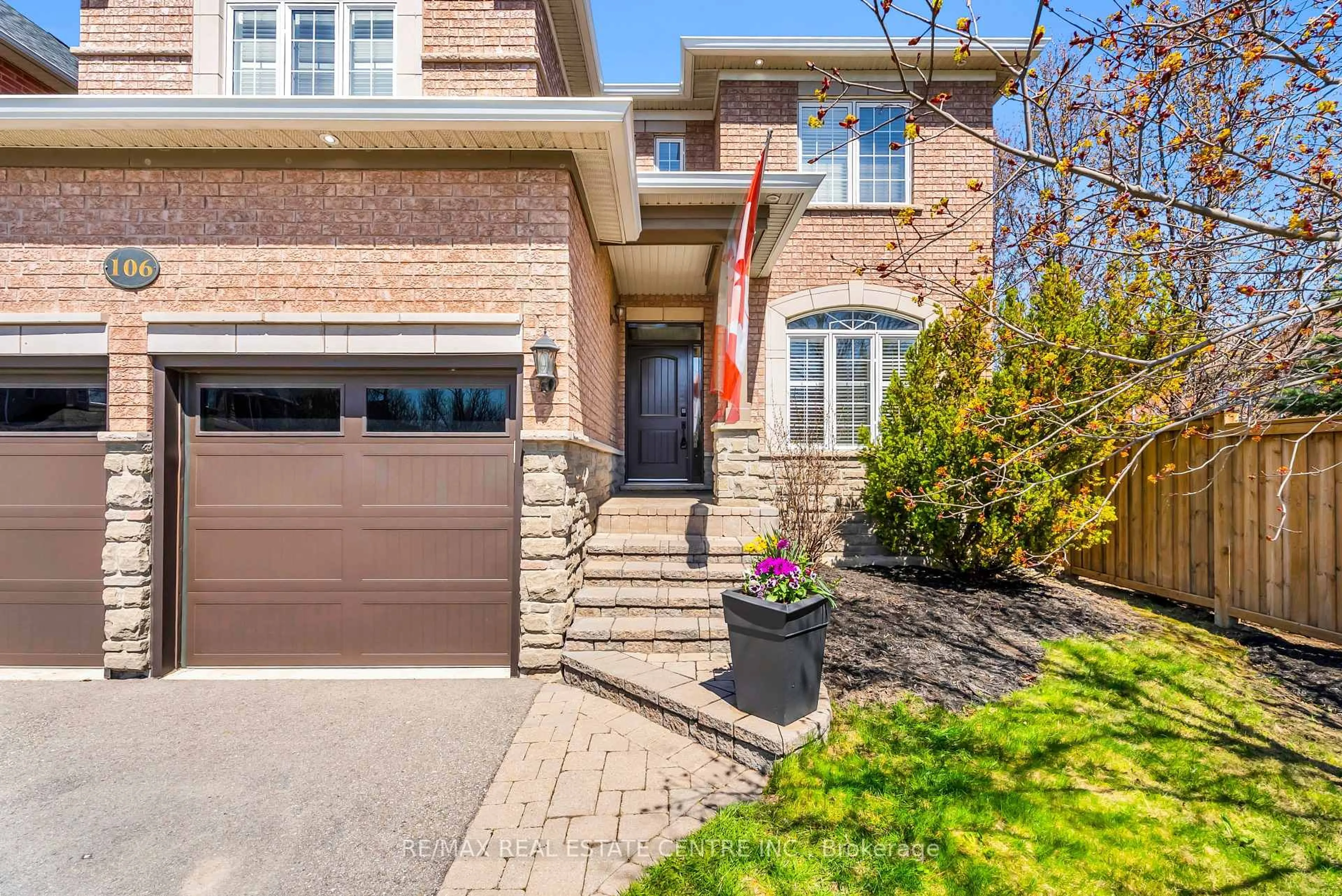 Home with brick exterior material, street for 106 Belmont Blvd, Halton Hills Ontario L7G 6E3