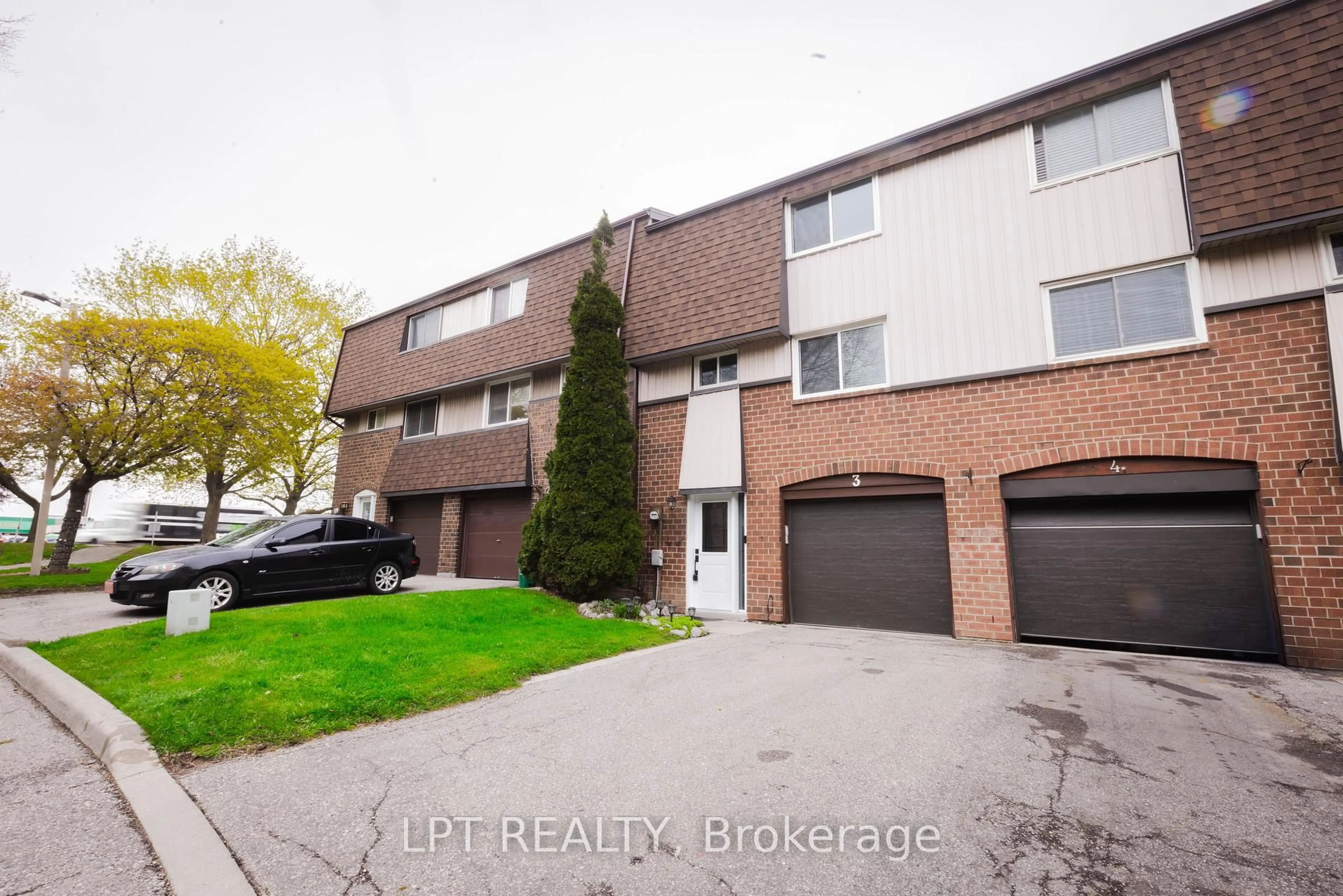 Unknown for 318 Laurier Ave #3, Milton Ontario L9T 3M9