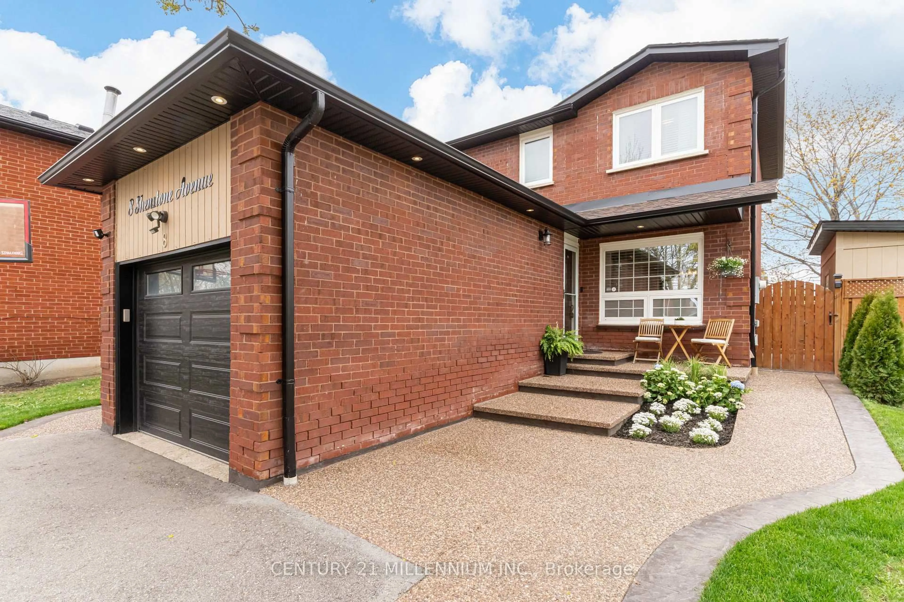 Home with brick exterior material, street for 8 Shenstone Ave, Brampton Ontario L6Z 2Y6