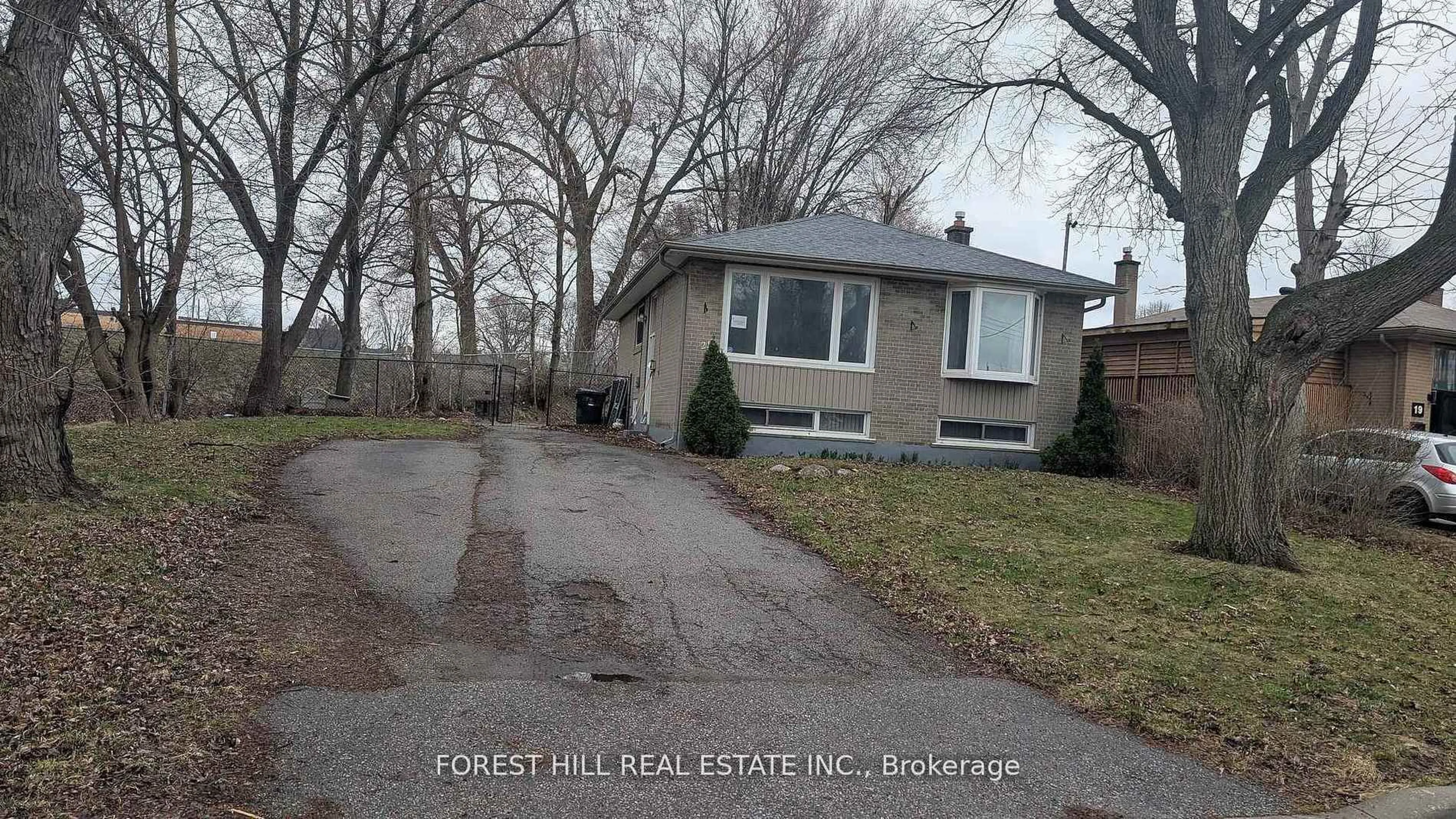 Unknown for 21 Caulfield Rd, Toronto Ontario M9W 1X1