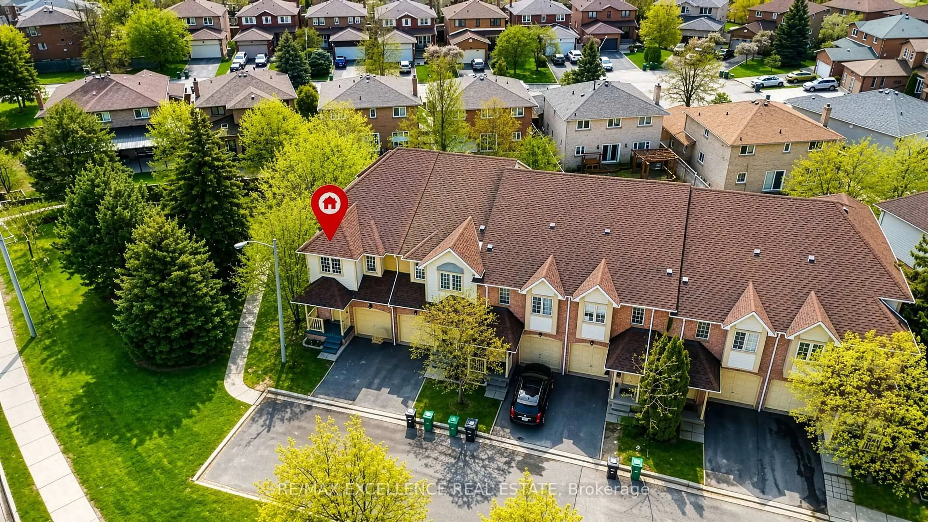 A pic from outside/outdoor area/front of a property/back of a property/a pic from drone, street for 4920 Rathkeale Rd #1, Mississauga Ontario L5V 2E9