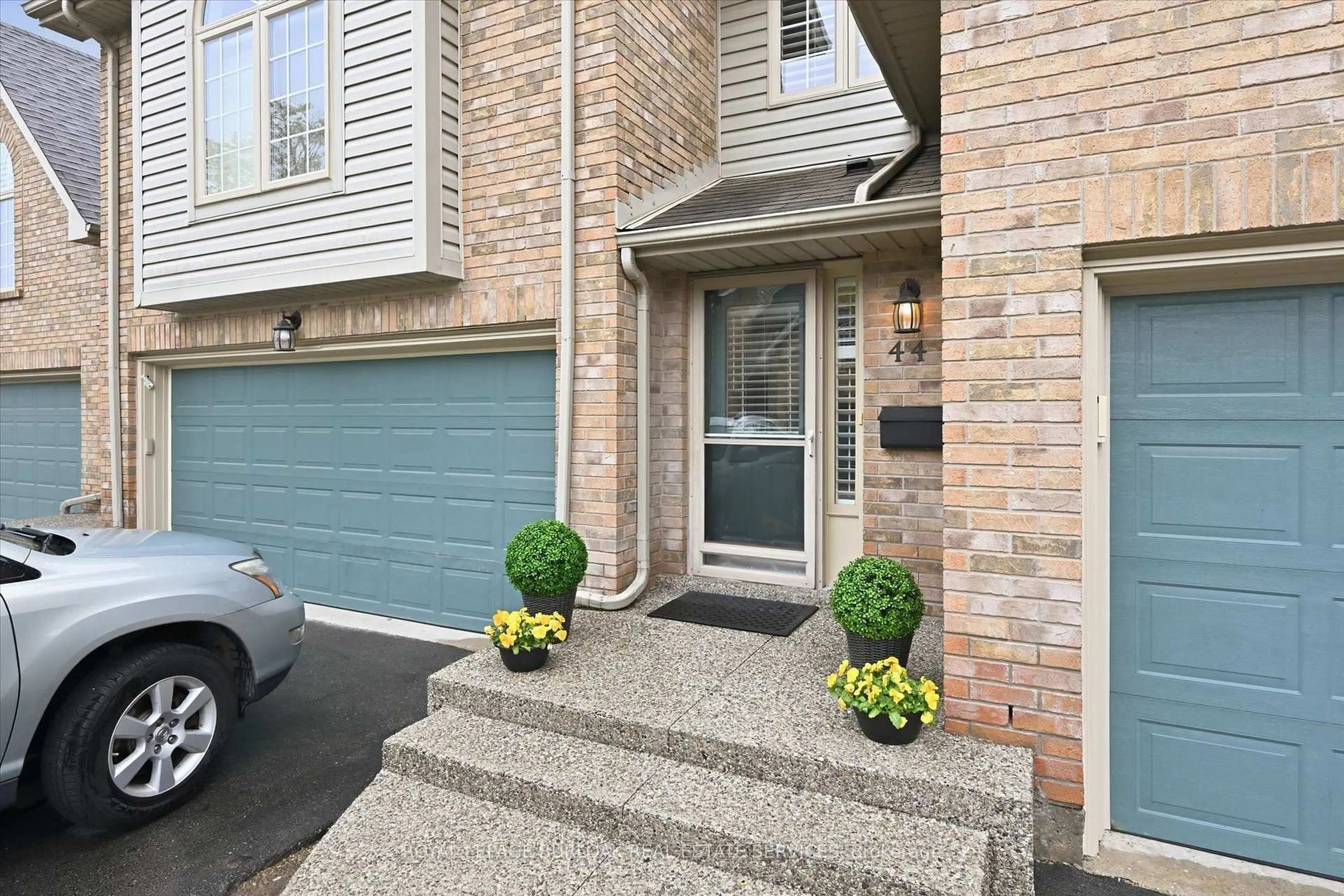 Unknown for 3333 New St #44, Burlington Ontario L7N 1N1