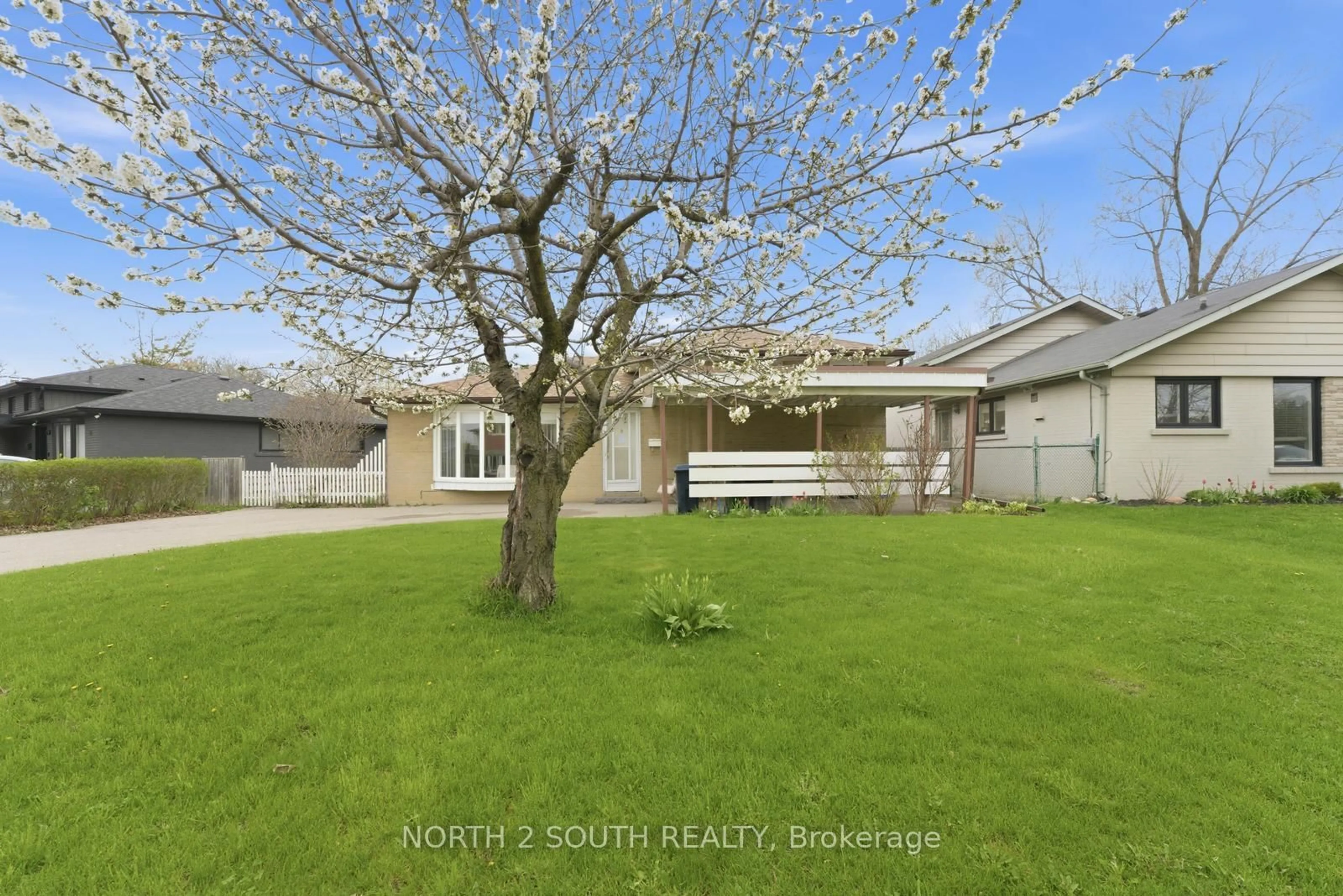 A pic from outside/outdoor area/front of a property/back of a property/a pic from drone, street for 24 Vanderbrent Cres, Toronto Ontario M9R 3W8