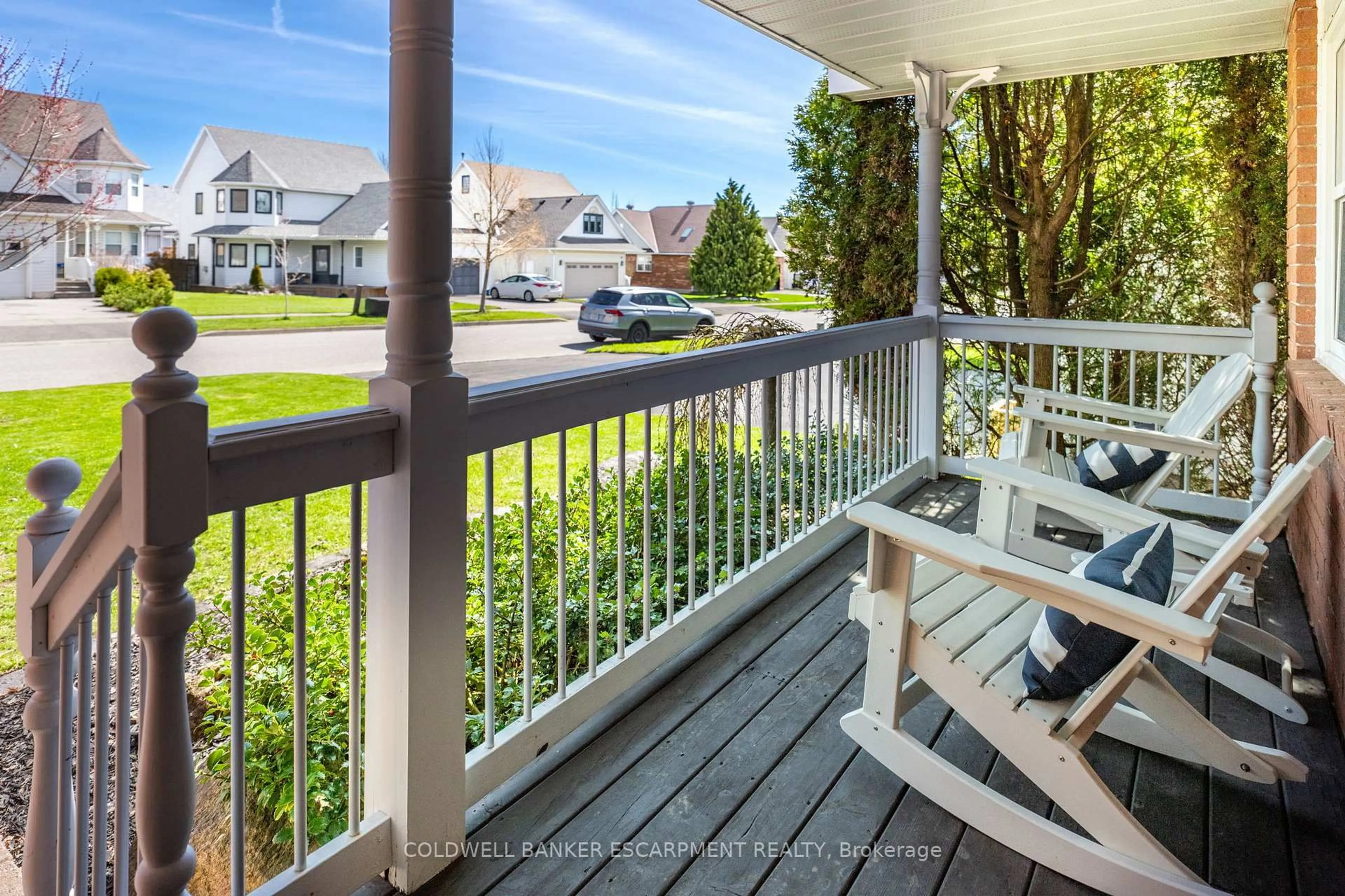 Balcony in the apartment, water/lake/river/ocean view for 58 Dairy Dr, Halton Hills Ontario L7J 2Y1