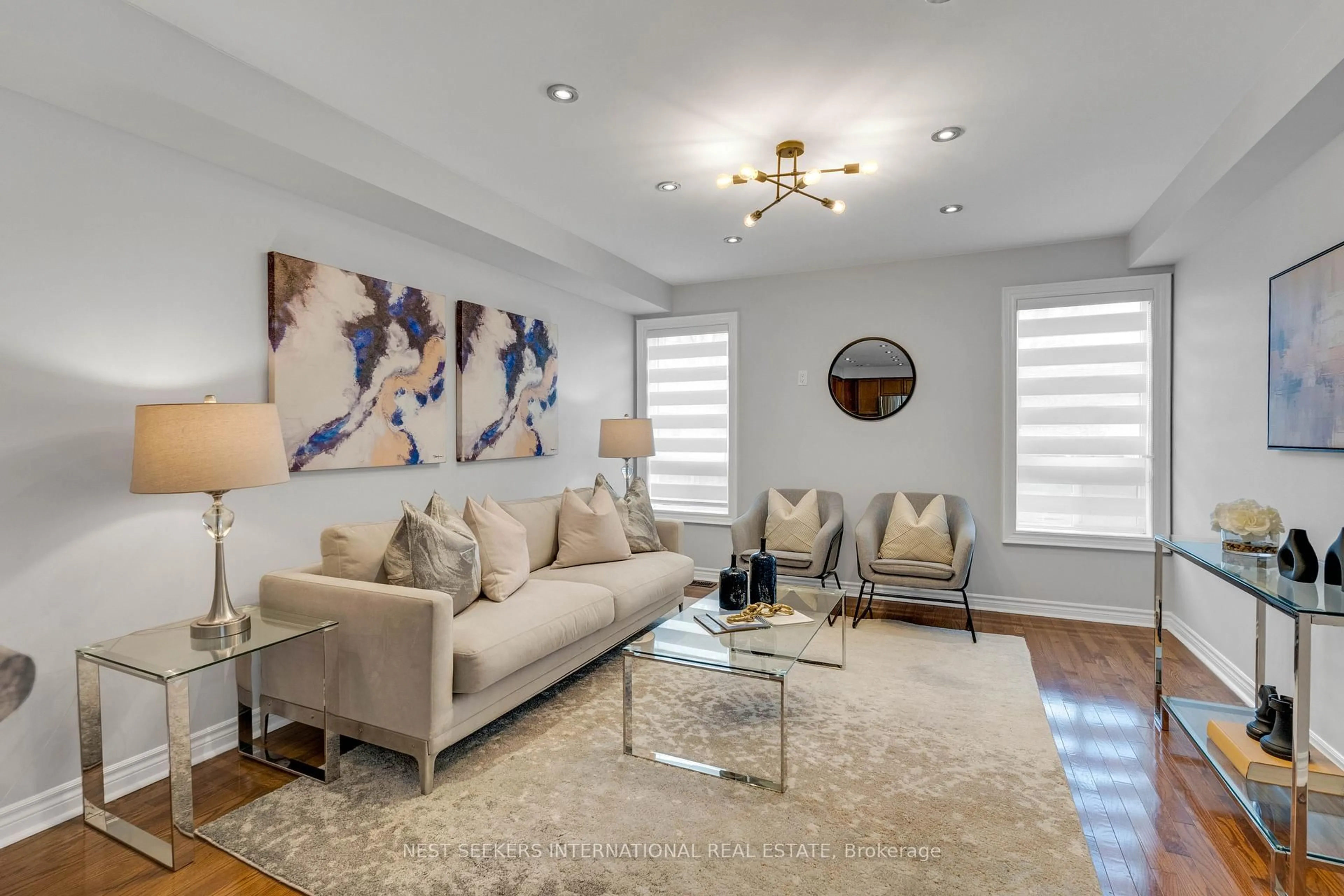 Living room with furniture, unknown for 115 Headwater Rd, Caledon Ontario L7E 2Z4