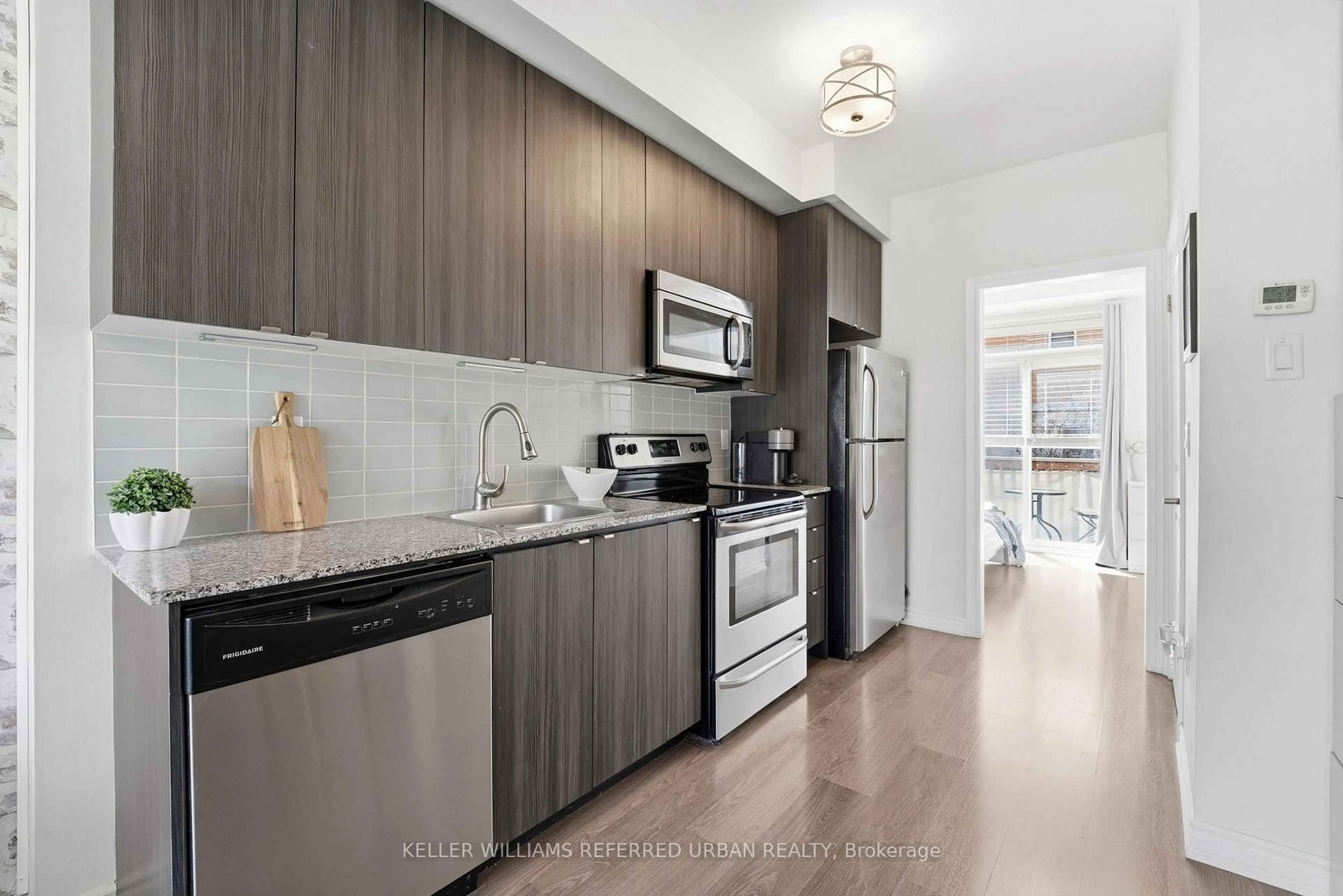 Standard kitchen, unknown for 390 Hopewell Ave #241, Toronto Ontario M6E 2S2