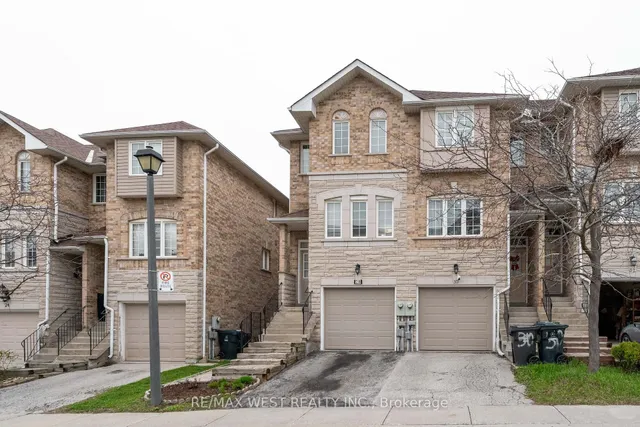 28 Shining Star Cres, Toronto
