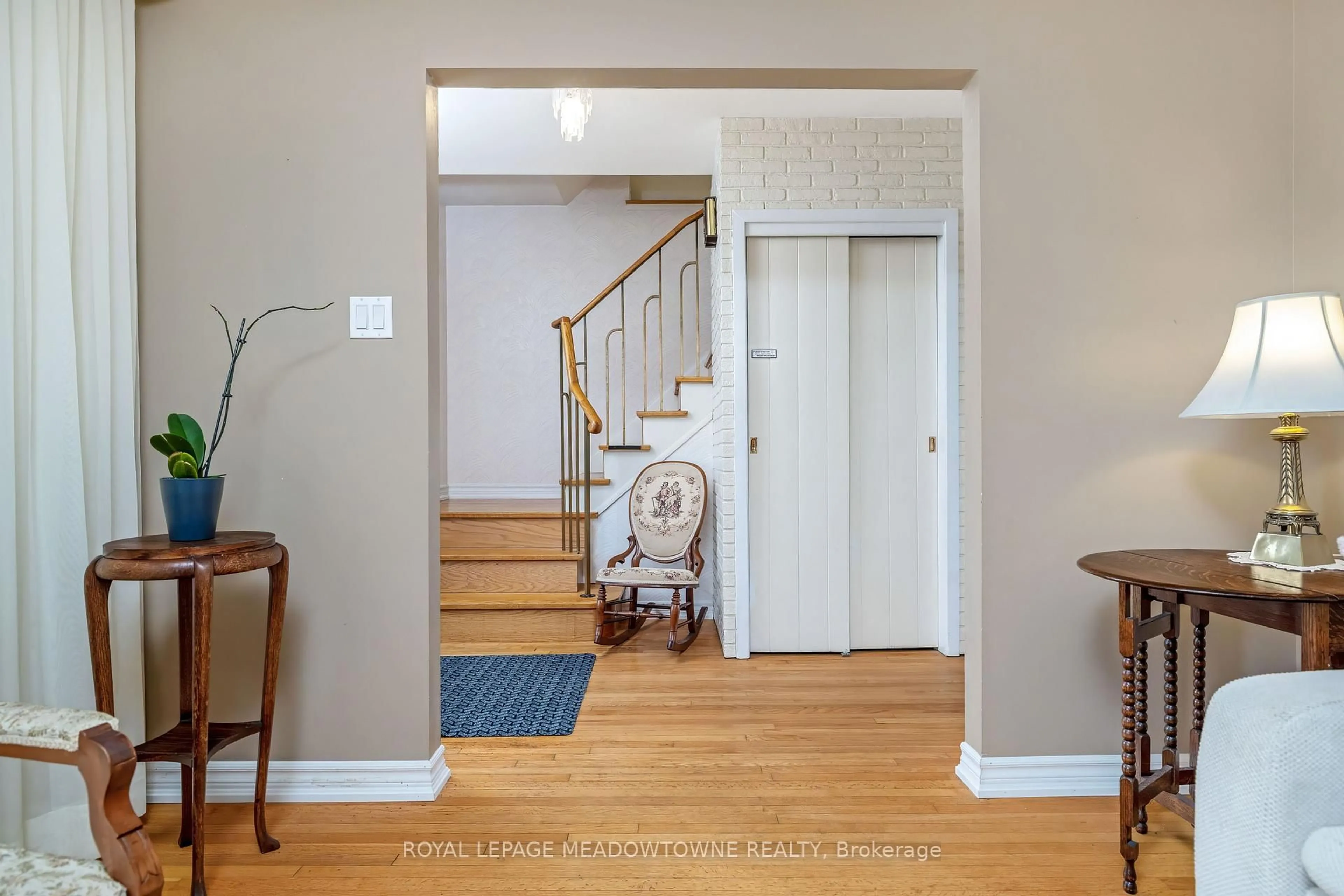 Indoor entryway for 57 Inglewood Dr, Brampton Ontario L6W 2N7