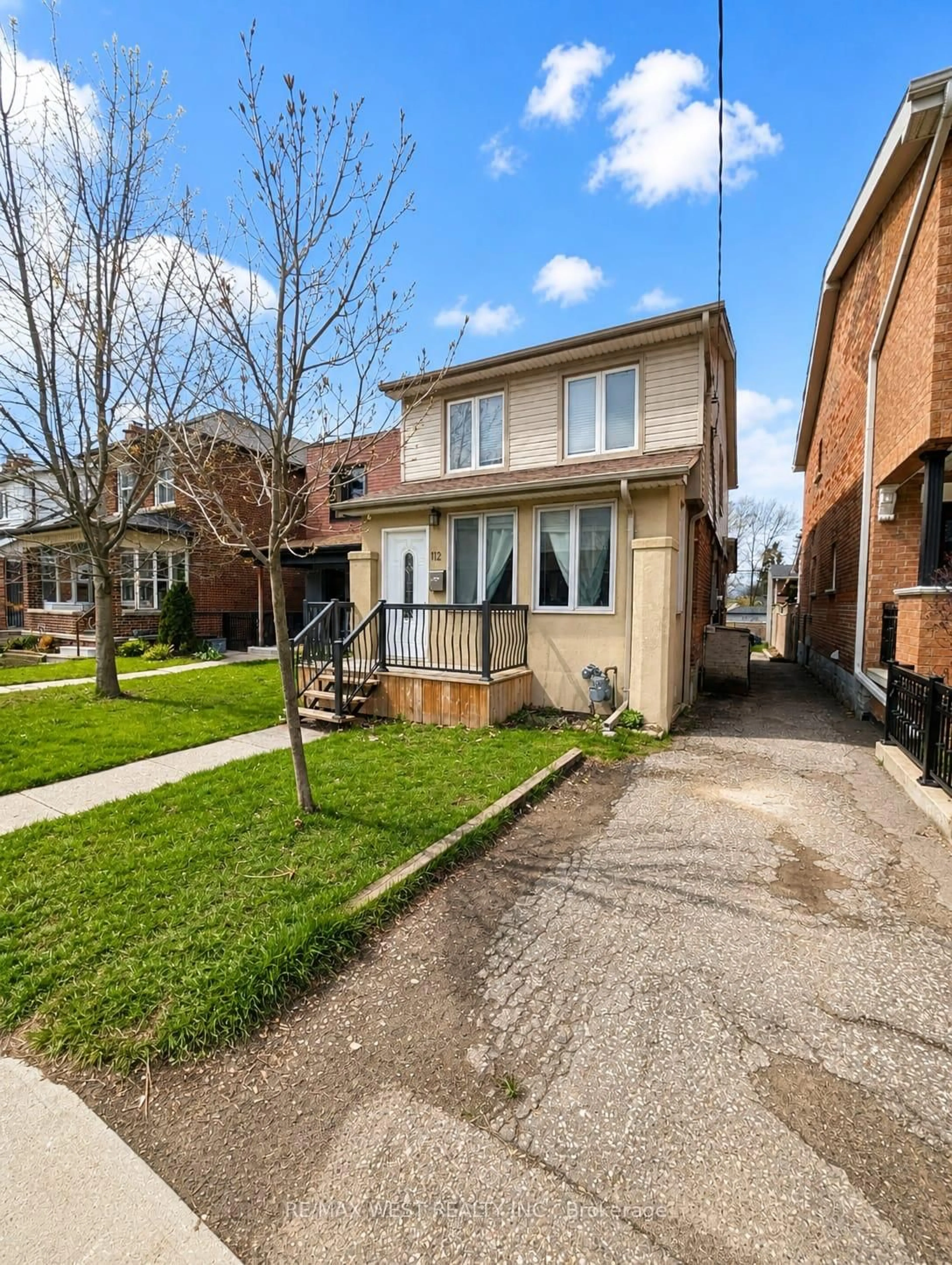 Home with brick exterior material, street for 112 Silverthorn Ave, Toronto Ontario M6N 3J9