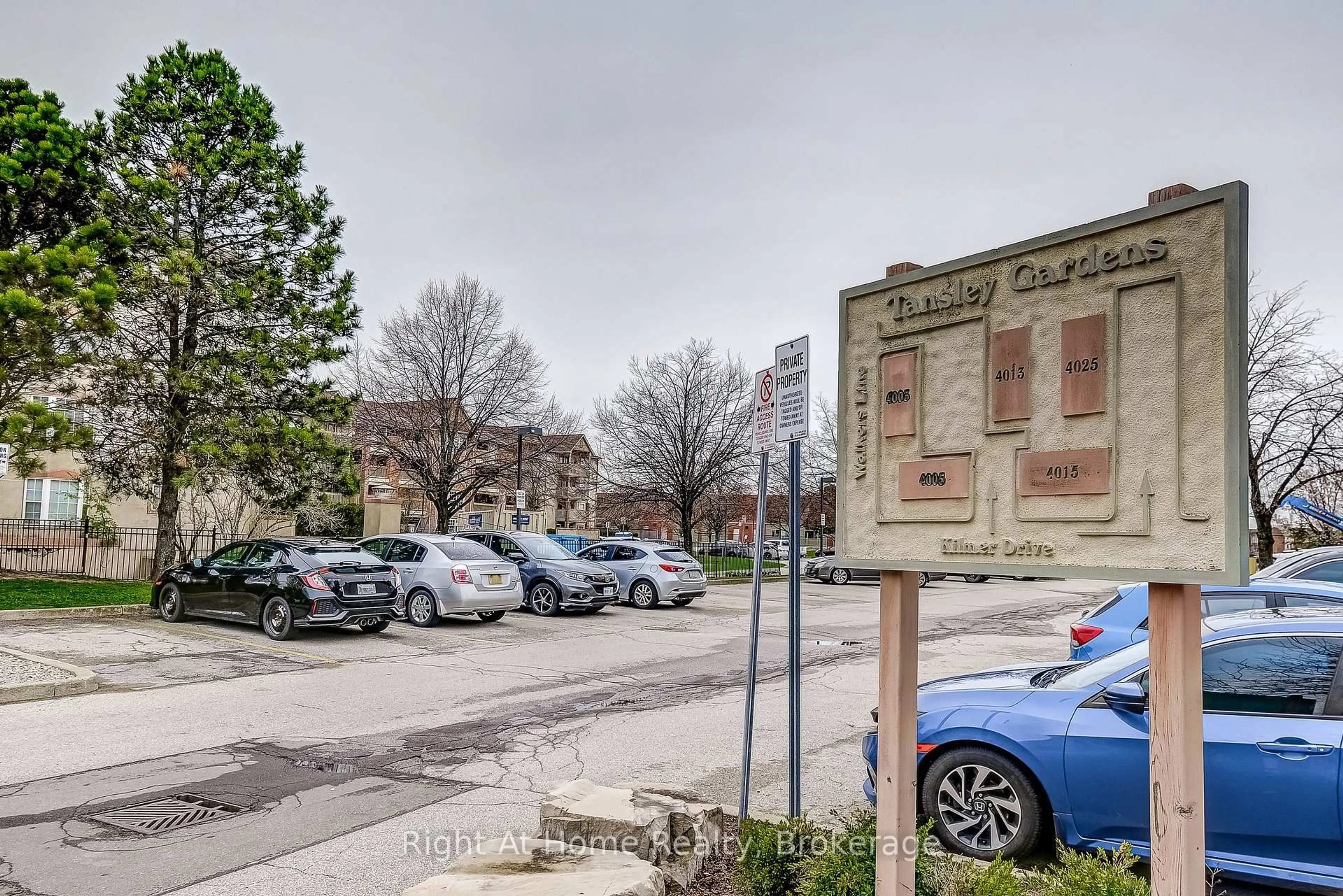 Parking for 4005 Kilmer Dr #212, Burlington Ontario L7M 4M2