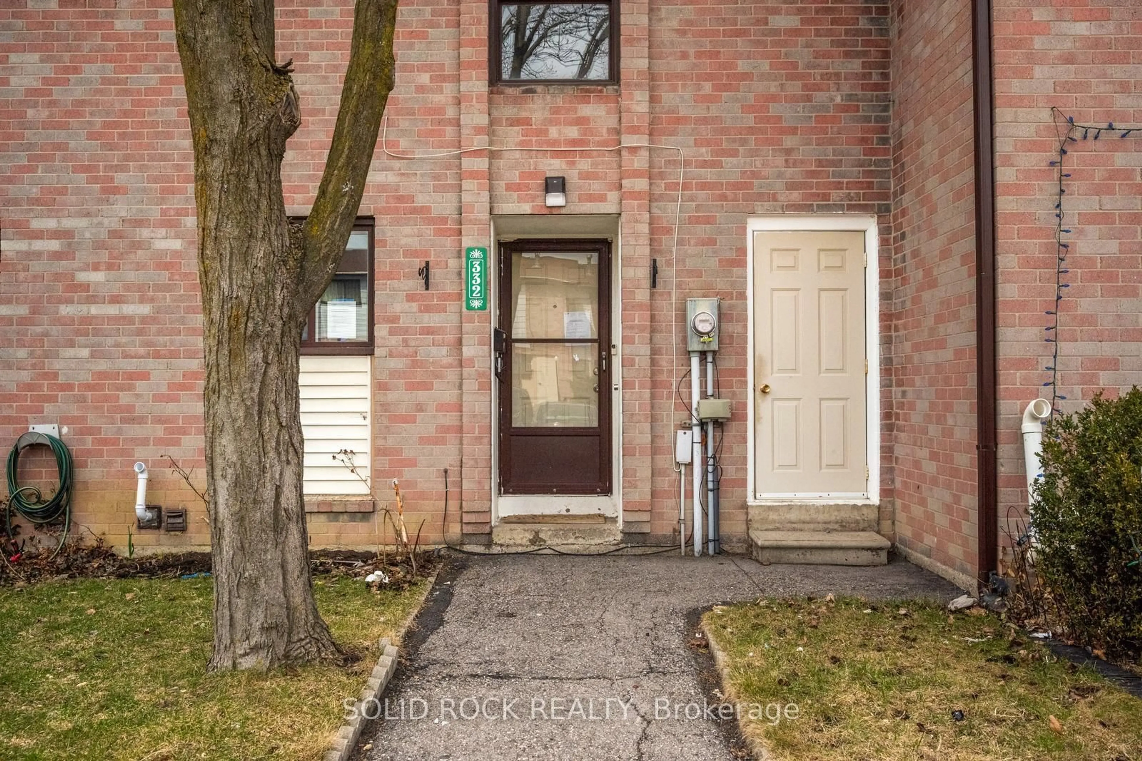 Unknown for 332 Fleetwood Cres #332, Brampton Ontario L6T 2E7
