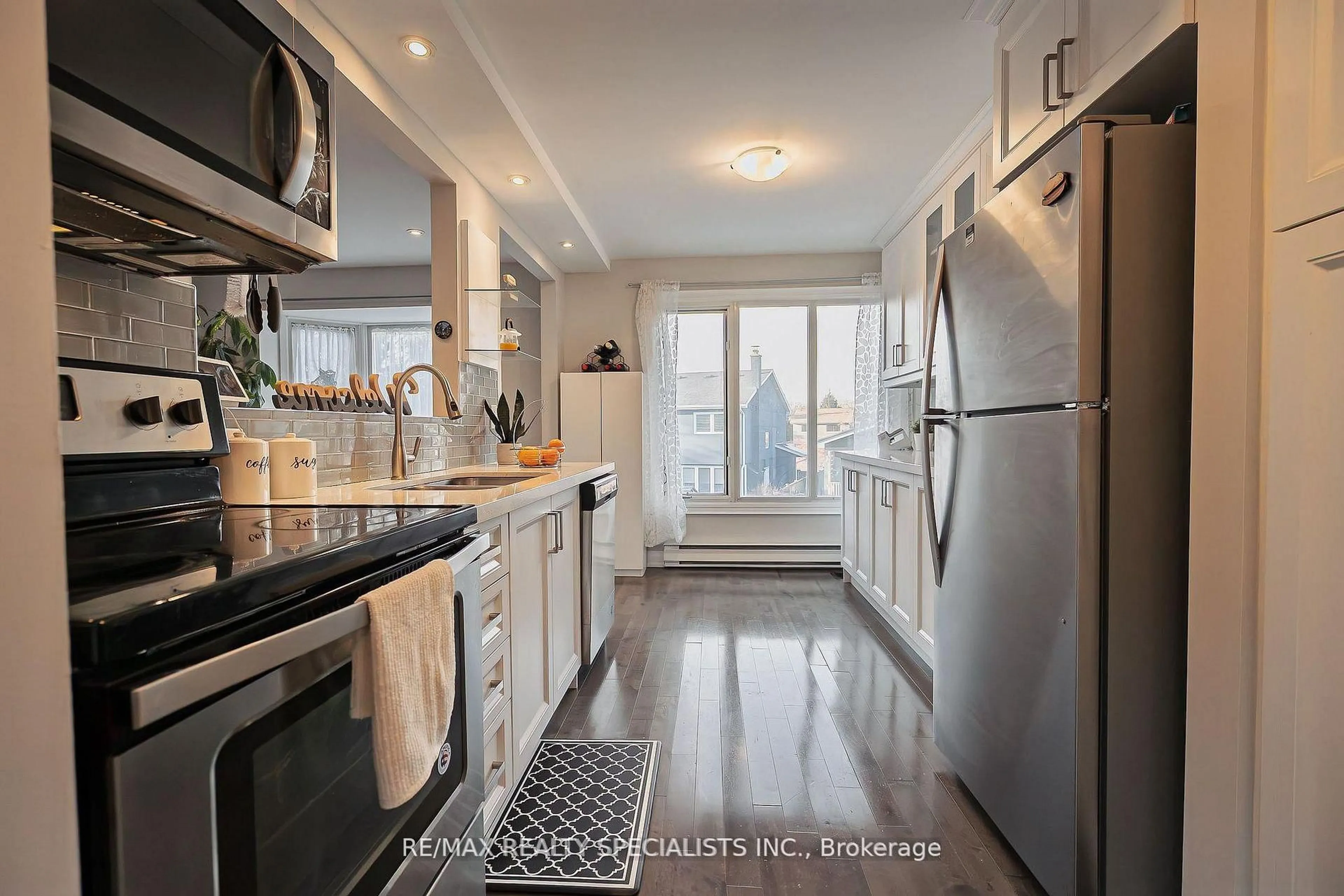 Unknown for 6780 Formentera Ave #8, Mississauga Ontario L5N 2L1