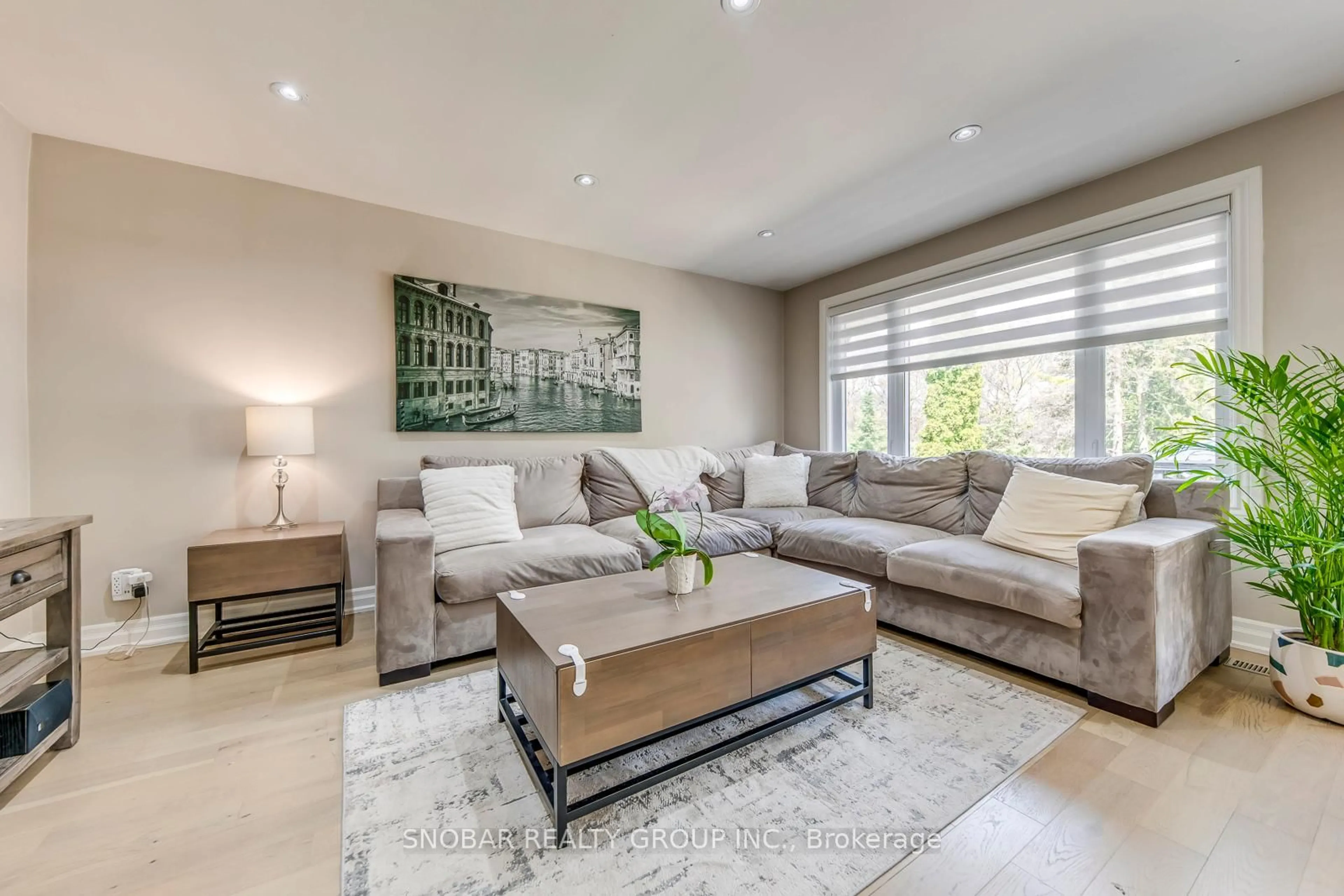 Living room with furniture, unknown for 72 Hadrian Dr, Toronto Ontario M9W 1V4