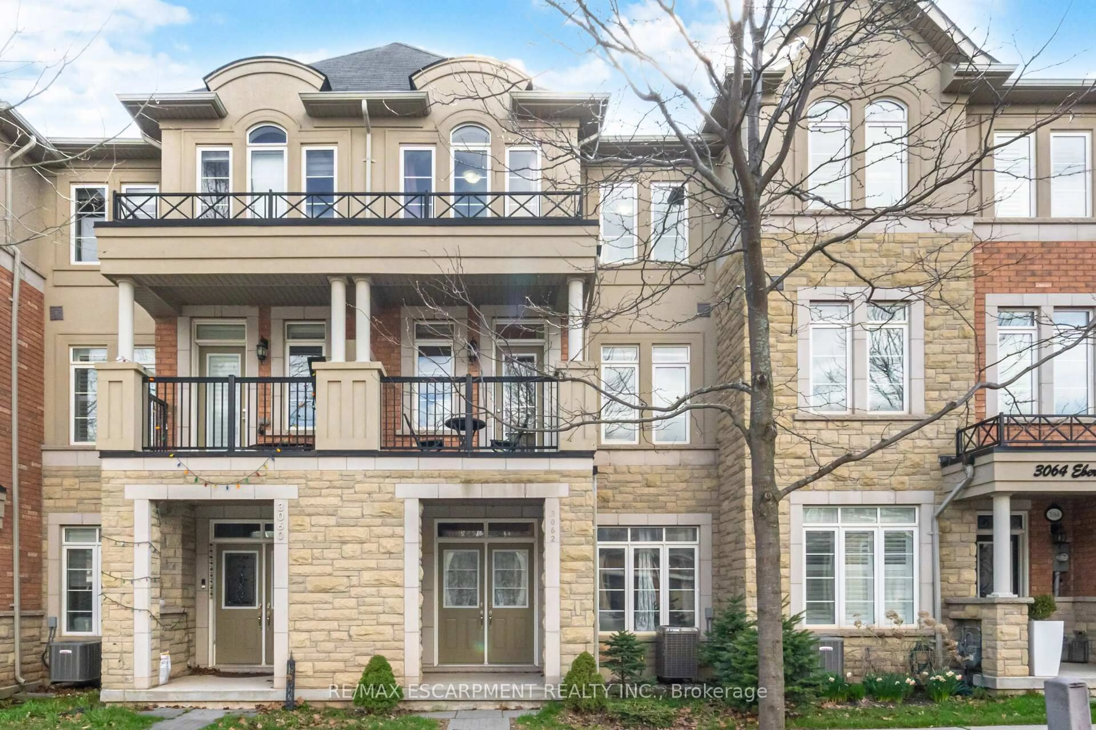 Home with brick exterior material, street for 3062 Eberly Woods Dr, Oakville Ontario L6M 0T5
