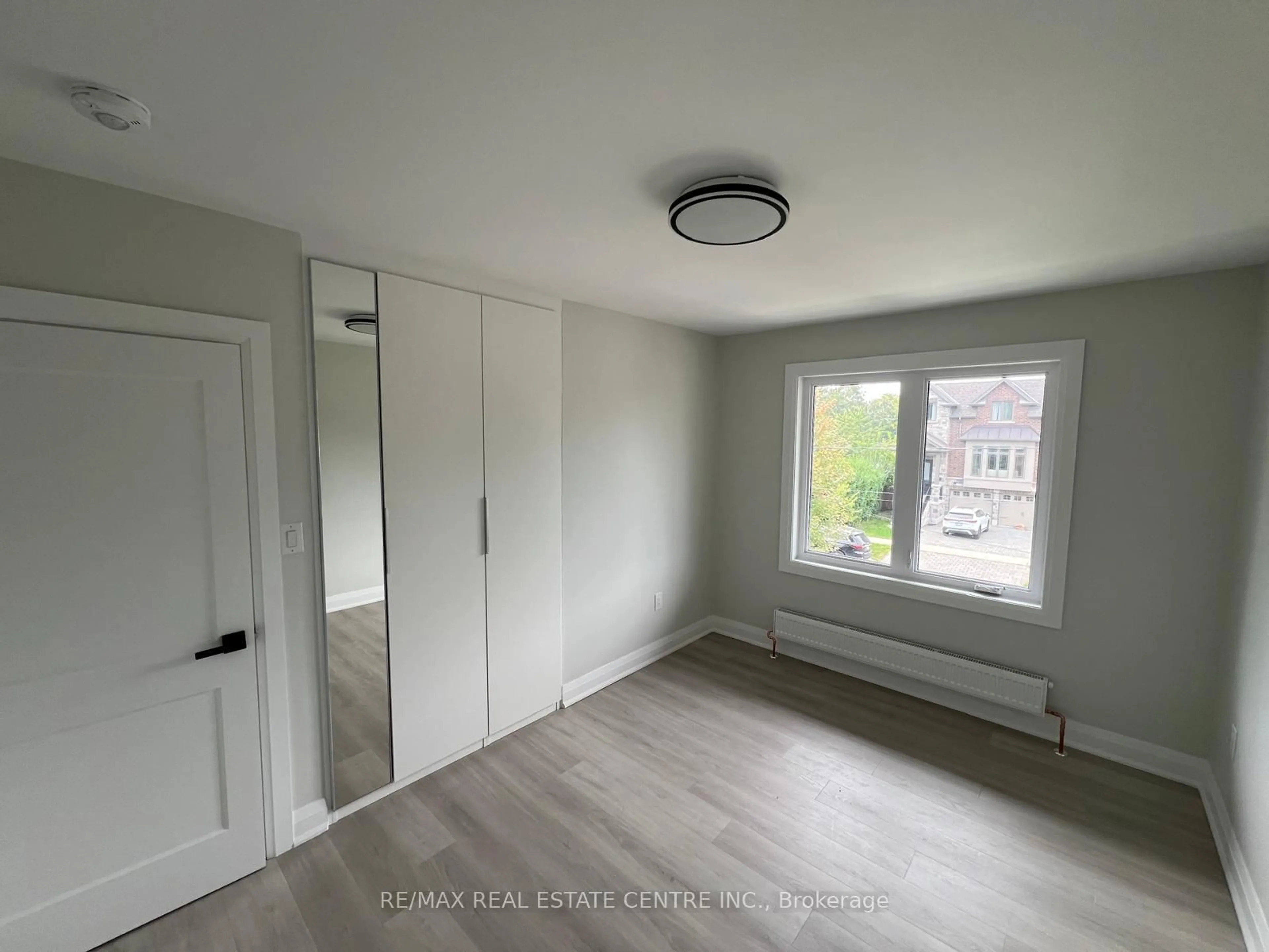 A pic of a room for 255 Gamma St, Toronto Ontario M8W 4G9