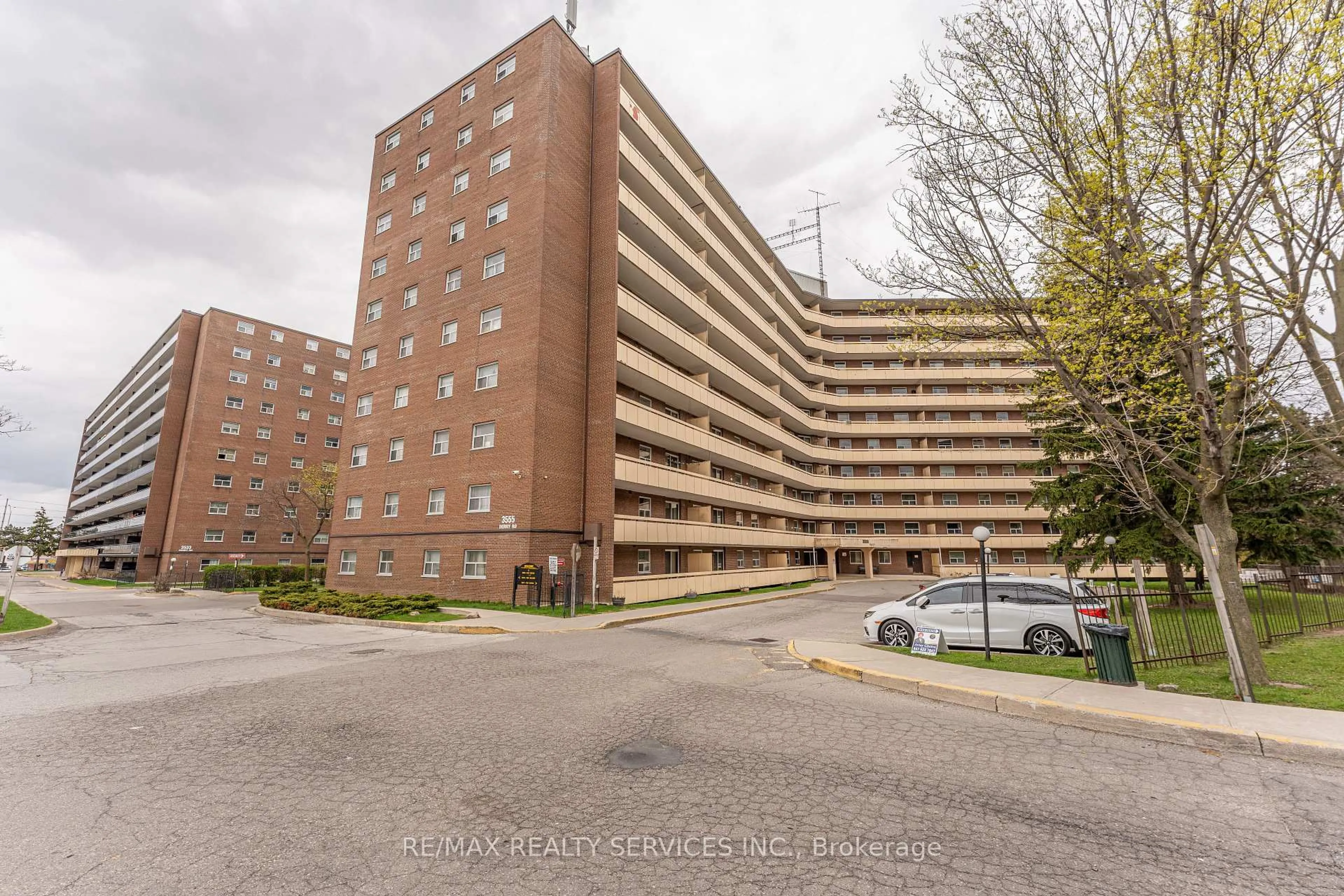 Unknown for 3555 Derry Rd #1006, Mississauga Ontario L4T 1B2