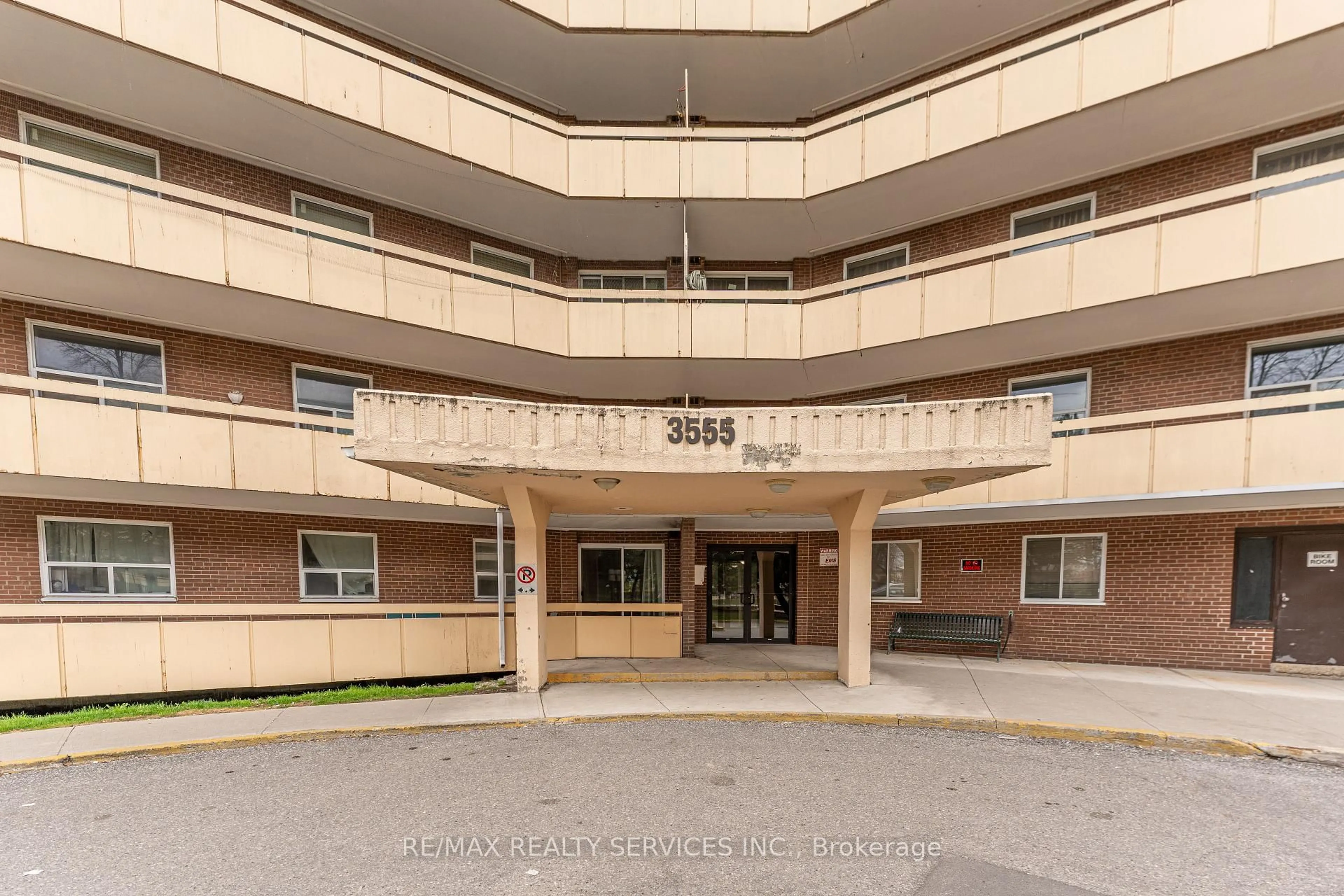Unknown for 3555 Derry Rd #1006, Mississauga Ontario L4T 1B2