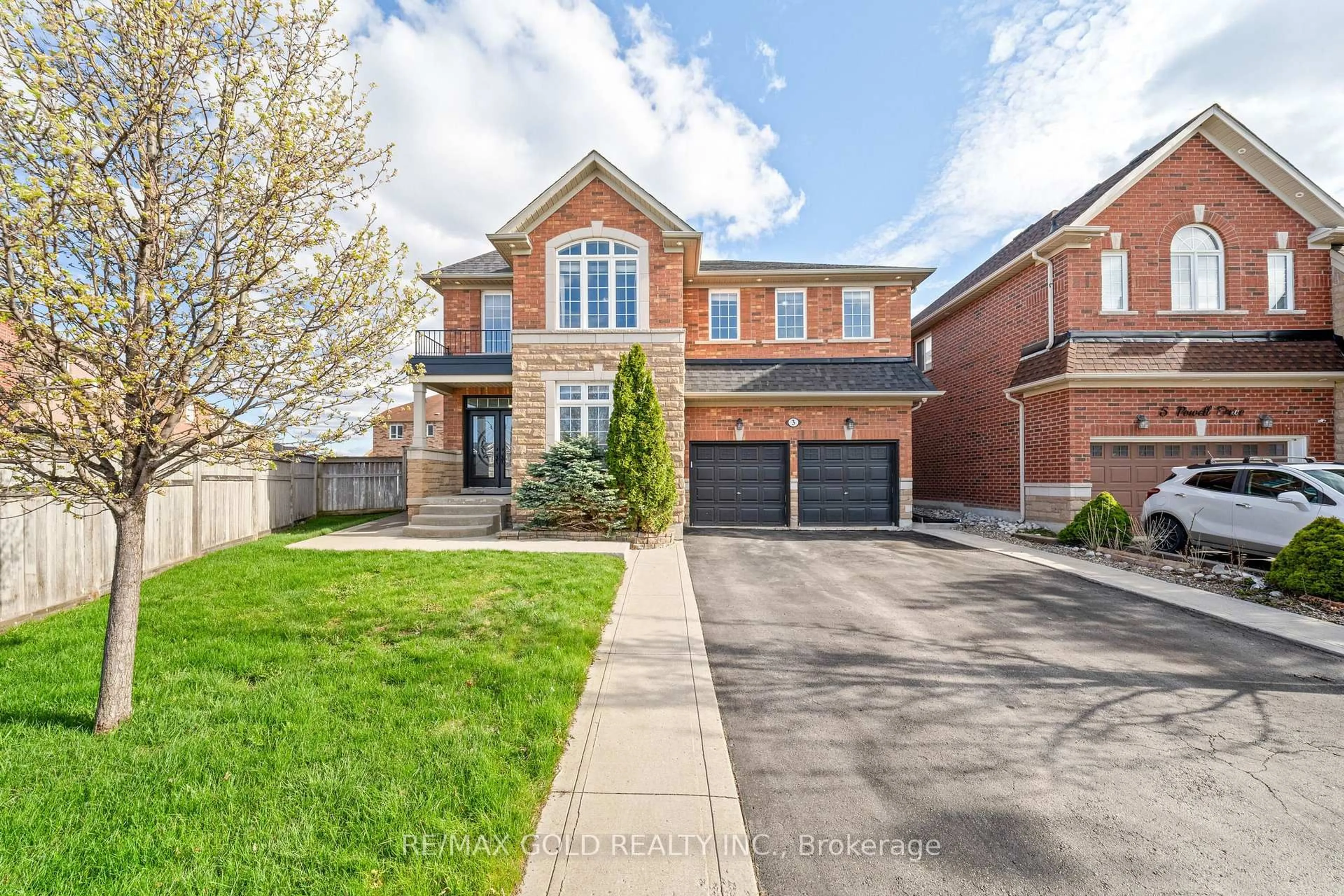 Home with brick exterior material, street for 3 Powell Dr, Brampton Ontario L6R 0K9