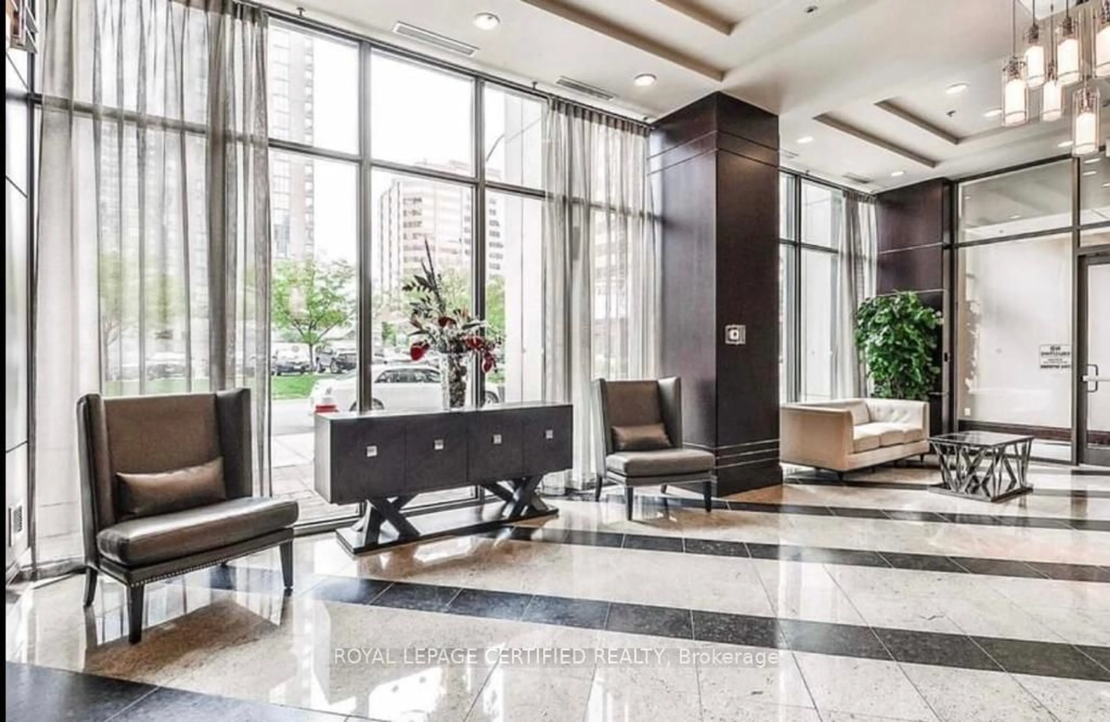 Lobby for 208 Enfield Pl #3301, Mississauga Ontario L5B 0G8