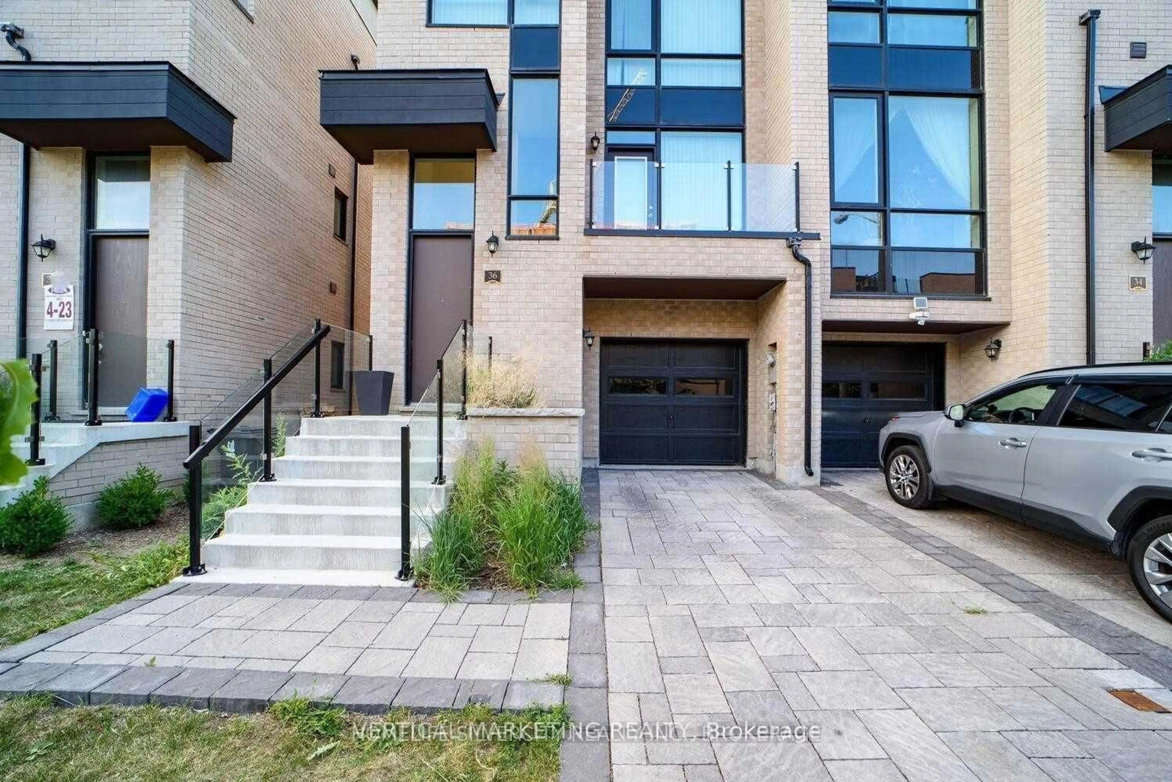 Unknown for 36 Pony Farm Dr, Toronto Ontario M9R 0B3