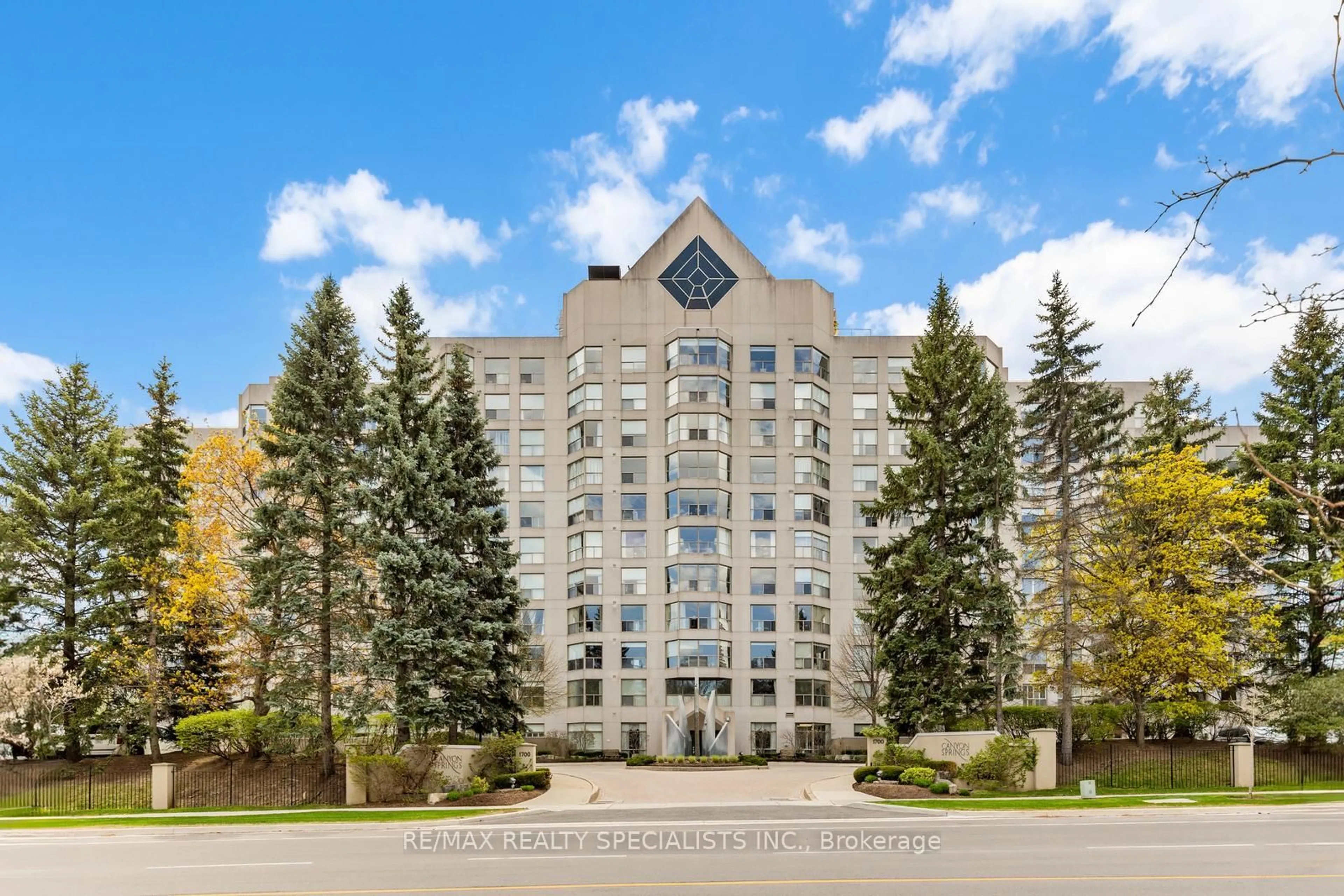 Unknown for 1700 THE COLLEGEWAY #405, Mississauga Ontario L5L 4M2