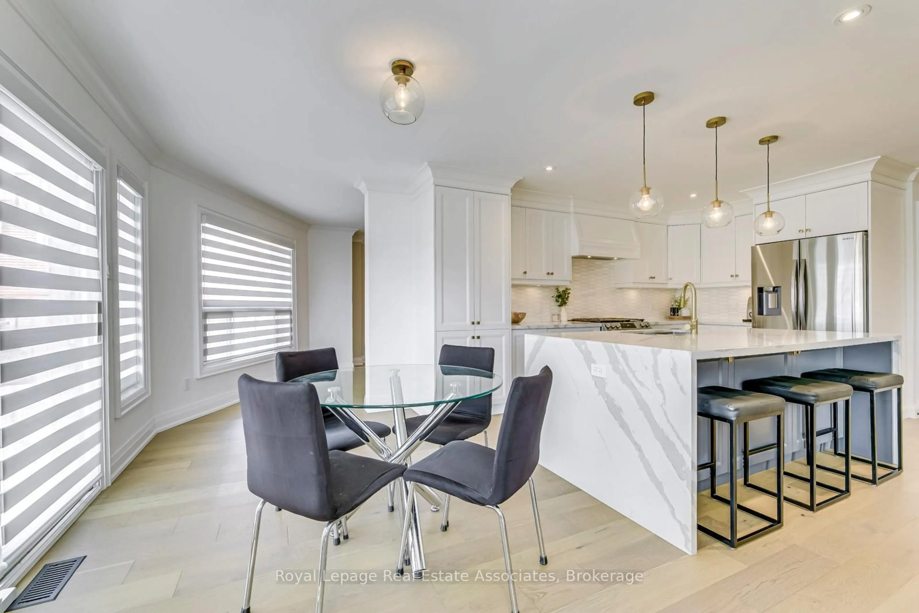 Contemporary kitchen, ceramic/tile floor for 74 O'hara Pl, Brampton Ontario L6Y 3R7