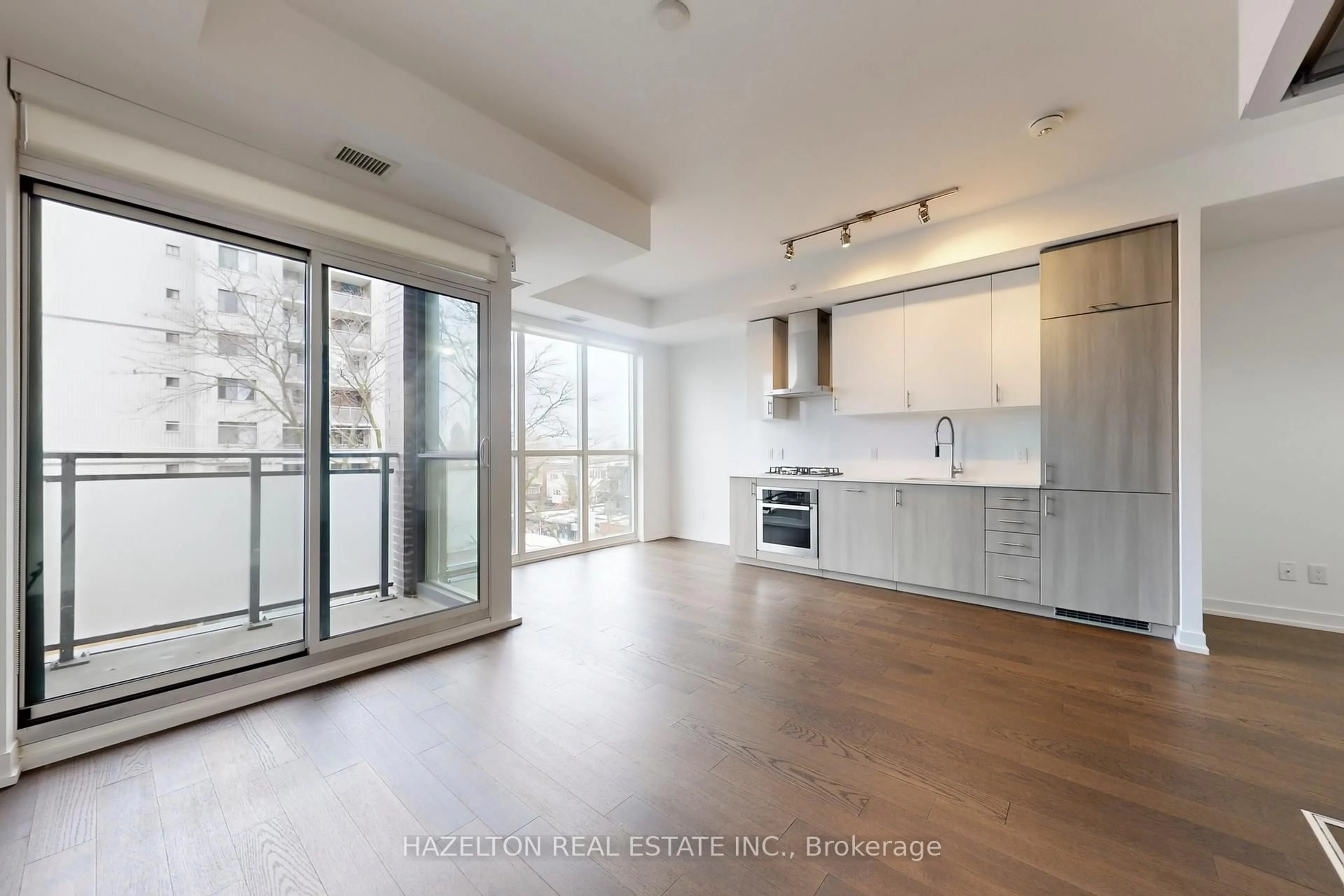 Open concept kitchen, unknown for 38 Howard Park Ave #421, Toronto Ontario M6R 0A7