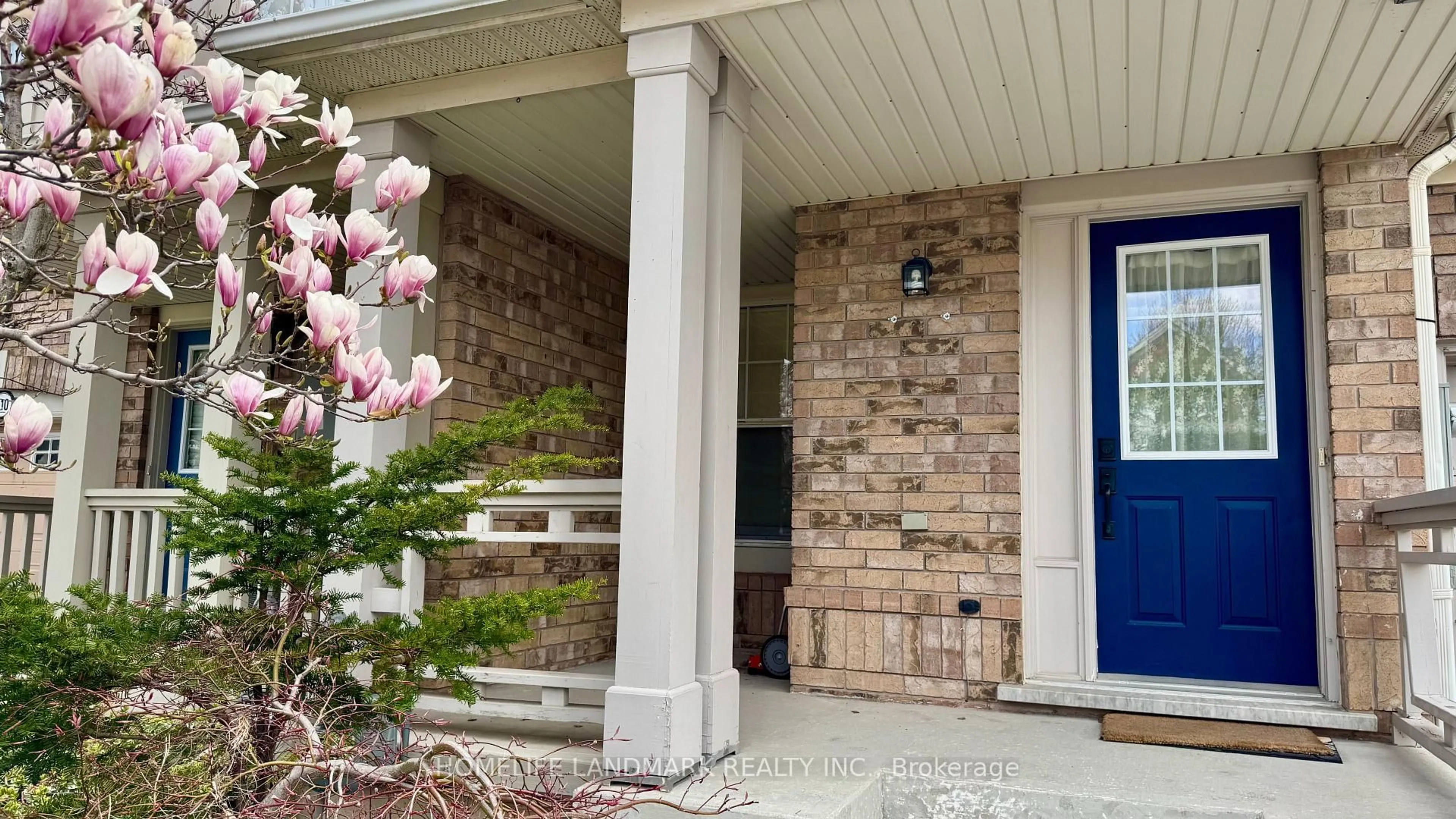 Indoor entryway for 408 Baverstock Cres, Milton Ontario L9T 5L1
