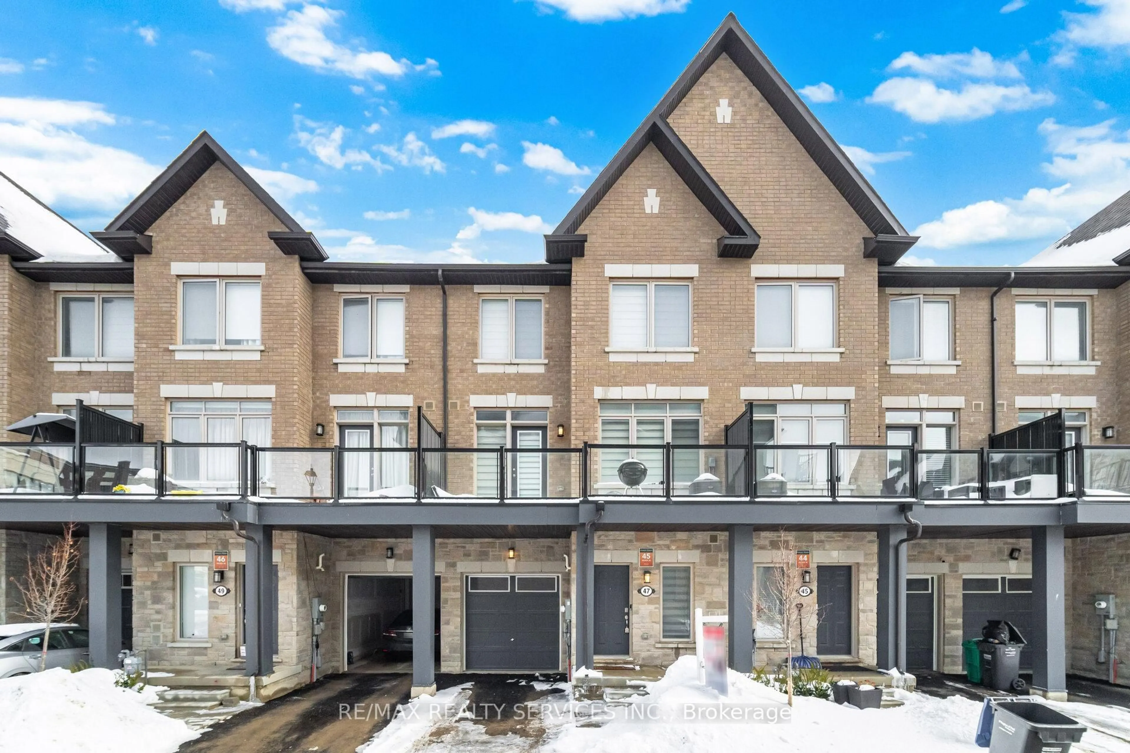 Home with brick exterior material, unknown for 47 Tiveron Ave, Caledon Ontario L7C 4L6