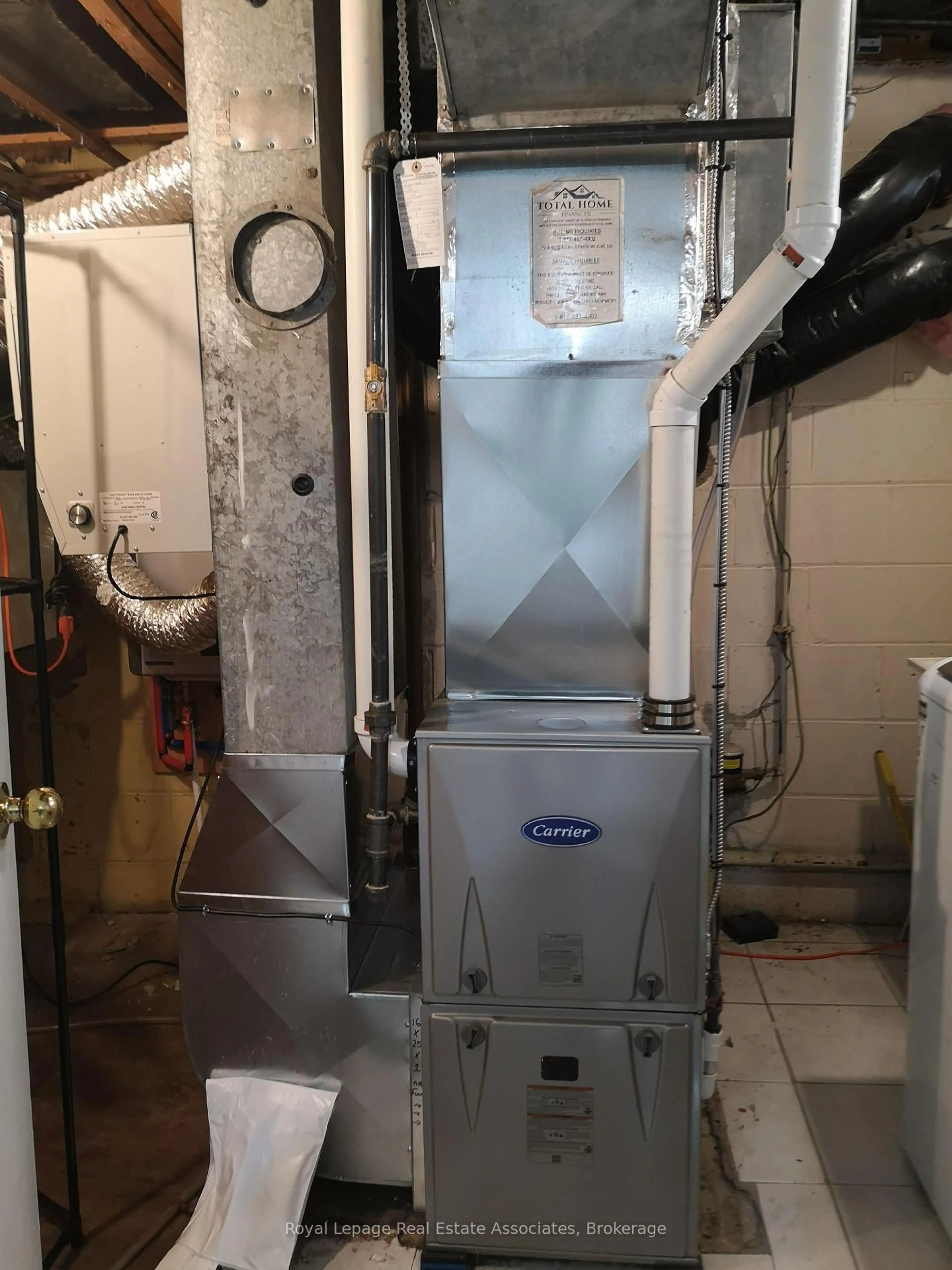 A pic of a room for 5 Homeview Ave, Toronto Ontario M6N 1S9