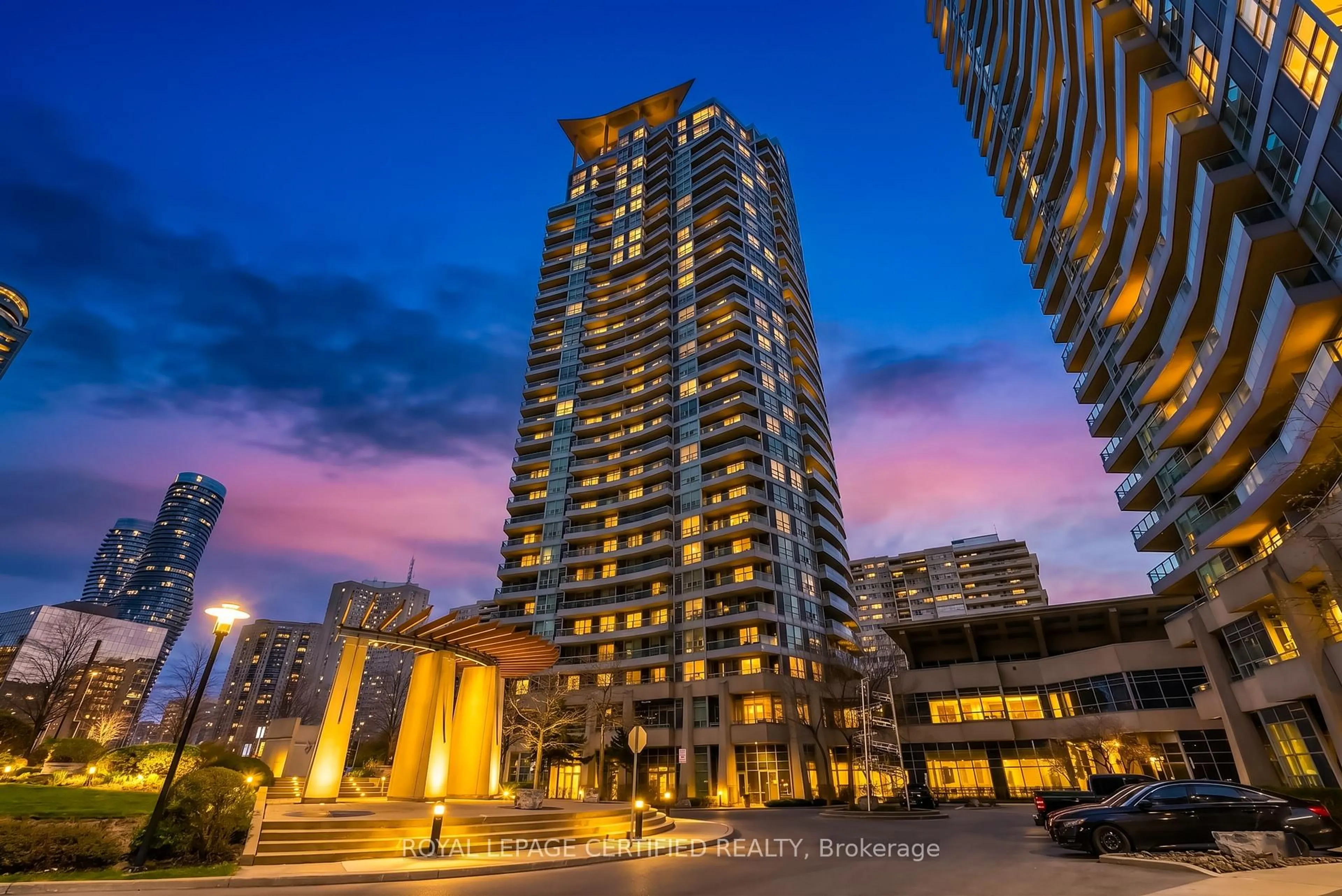 Unknown for 1 Elm Dr #2101, Mississauga Ontario L5B 3C2