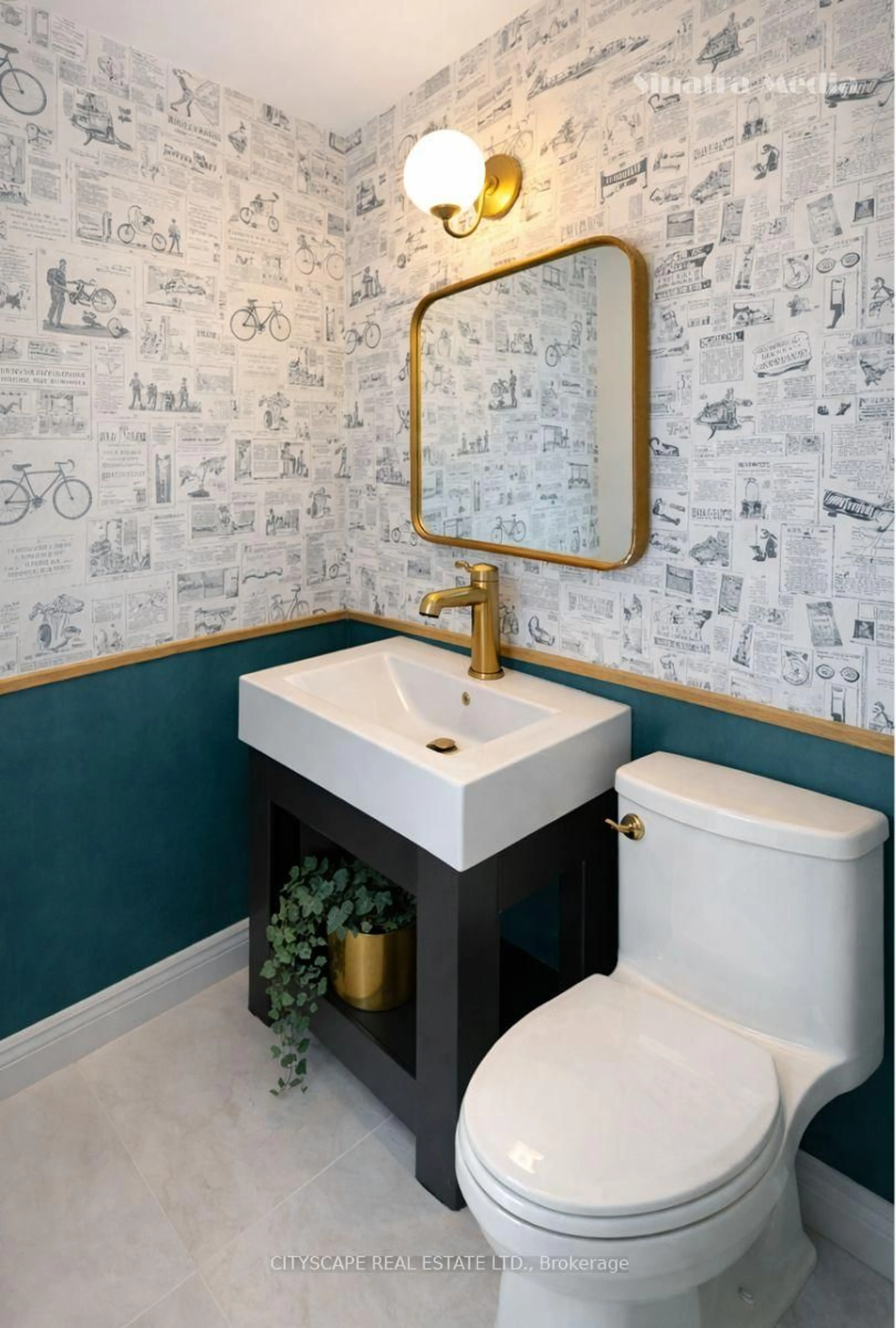 Contemporary bathroom, ceramic/tile floor for 49 Queen St #1004, Mississauga Ontario L5G 4N6