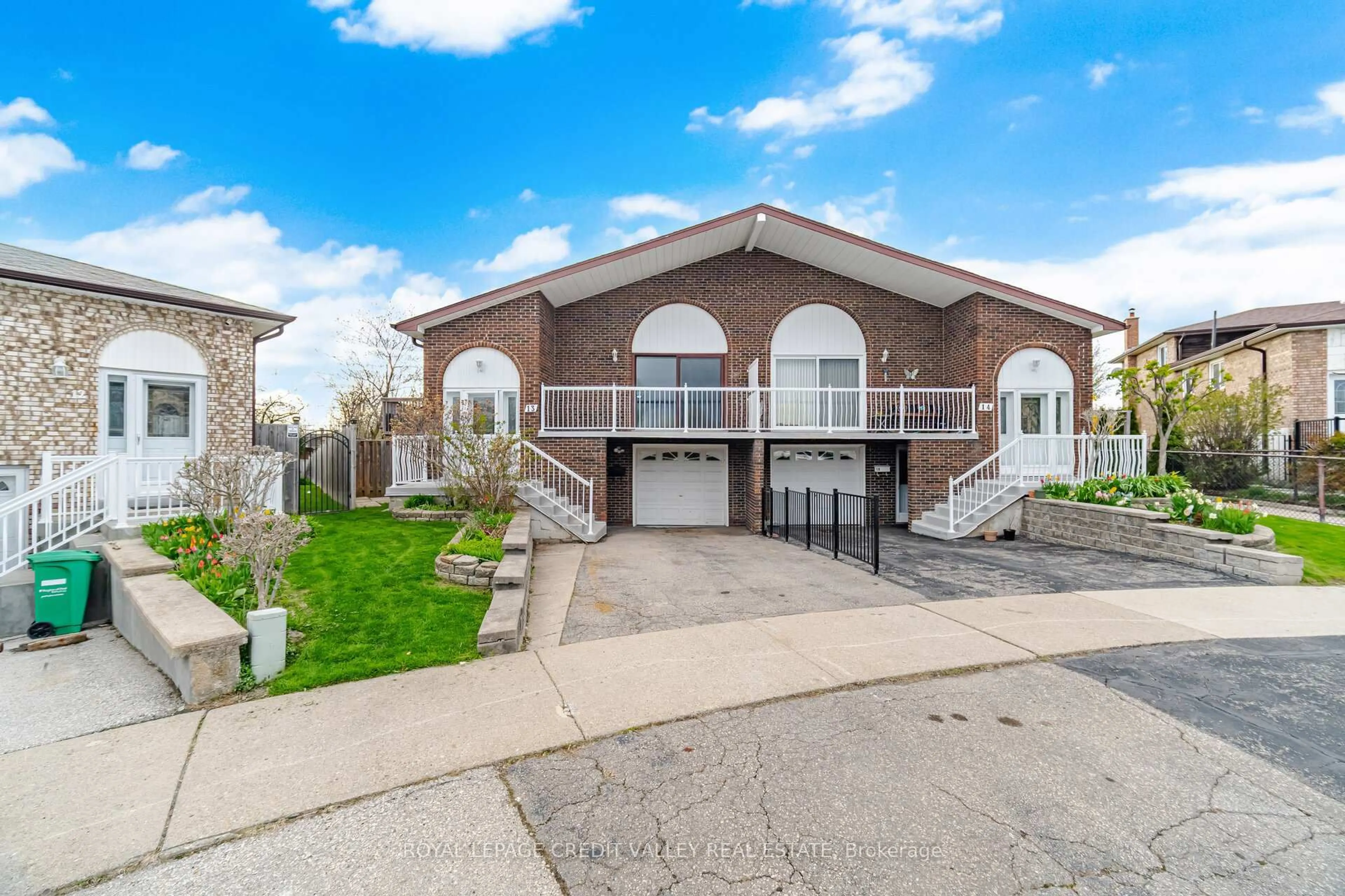 Unknown for 13 Cheryl Crt, Brampton Ontario L6V 3C2