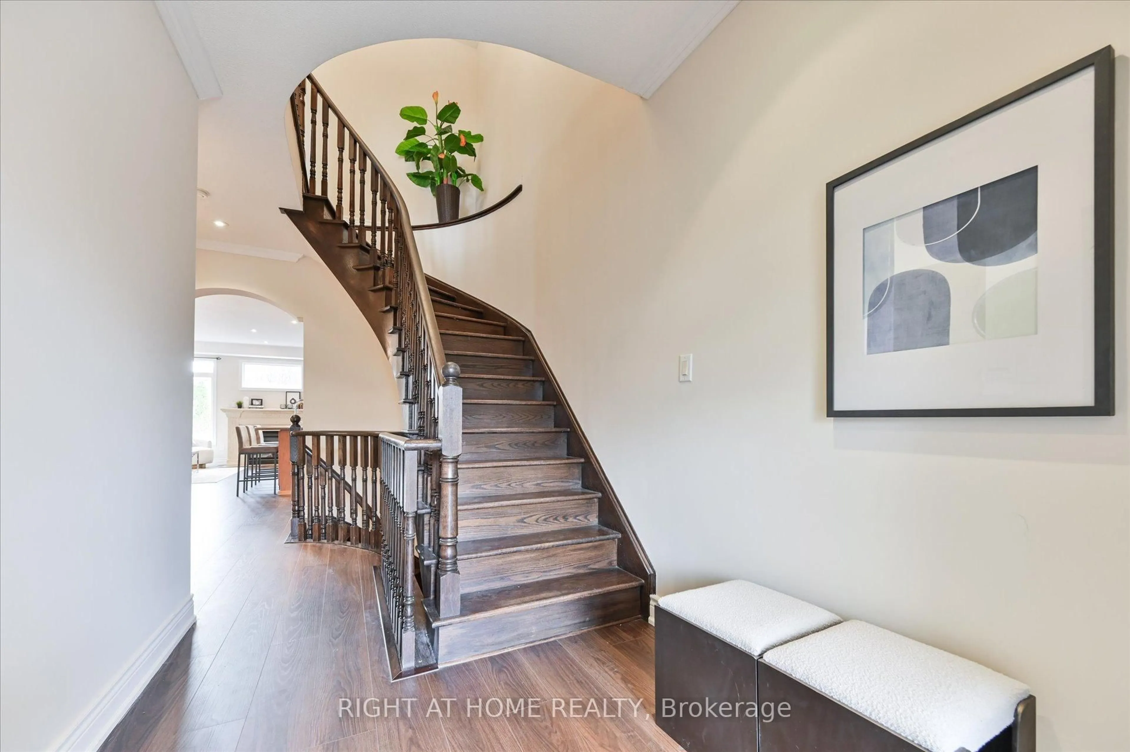 Unknown for 1182 Woodington Lane, Oakville Ontario L6H 7V1