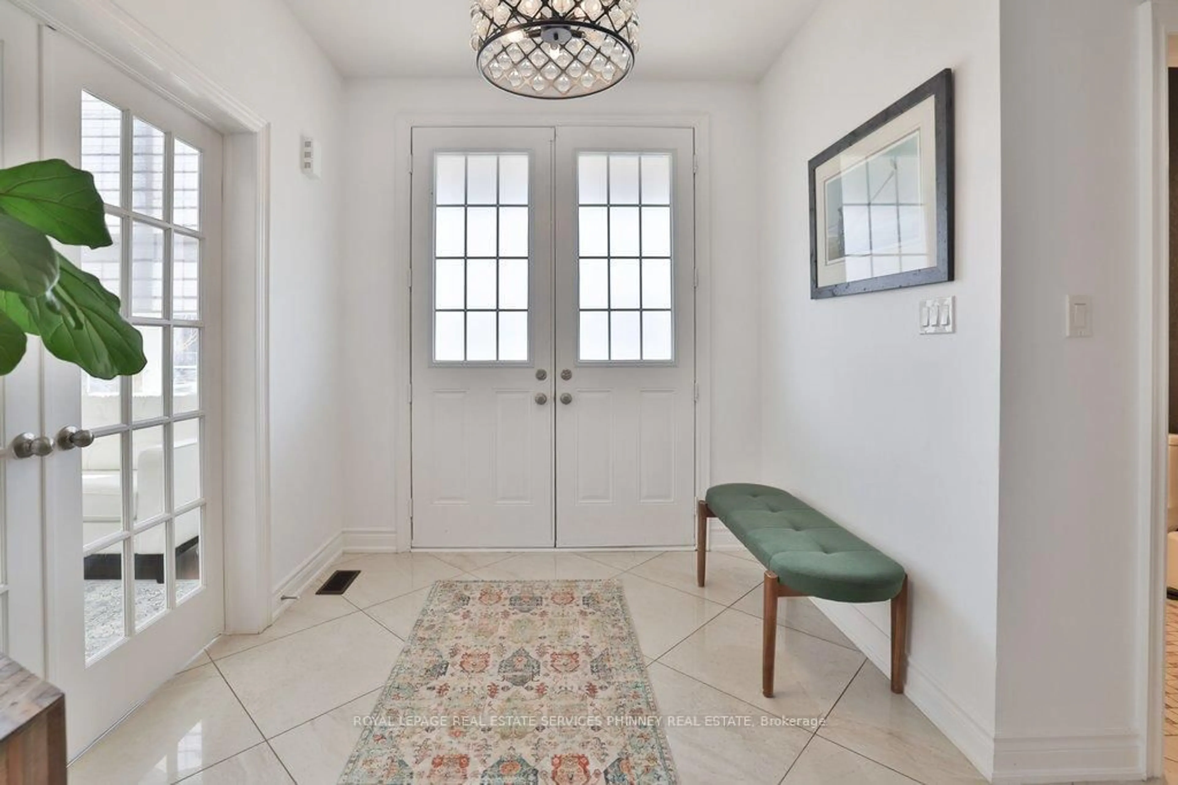 Indoor entryway for 491 Threshing Mill Blvd, Oakville Ontario L6H 7H5