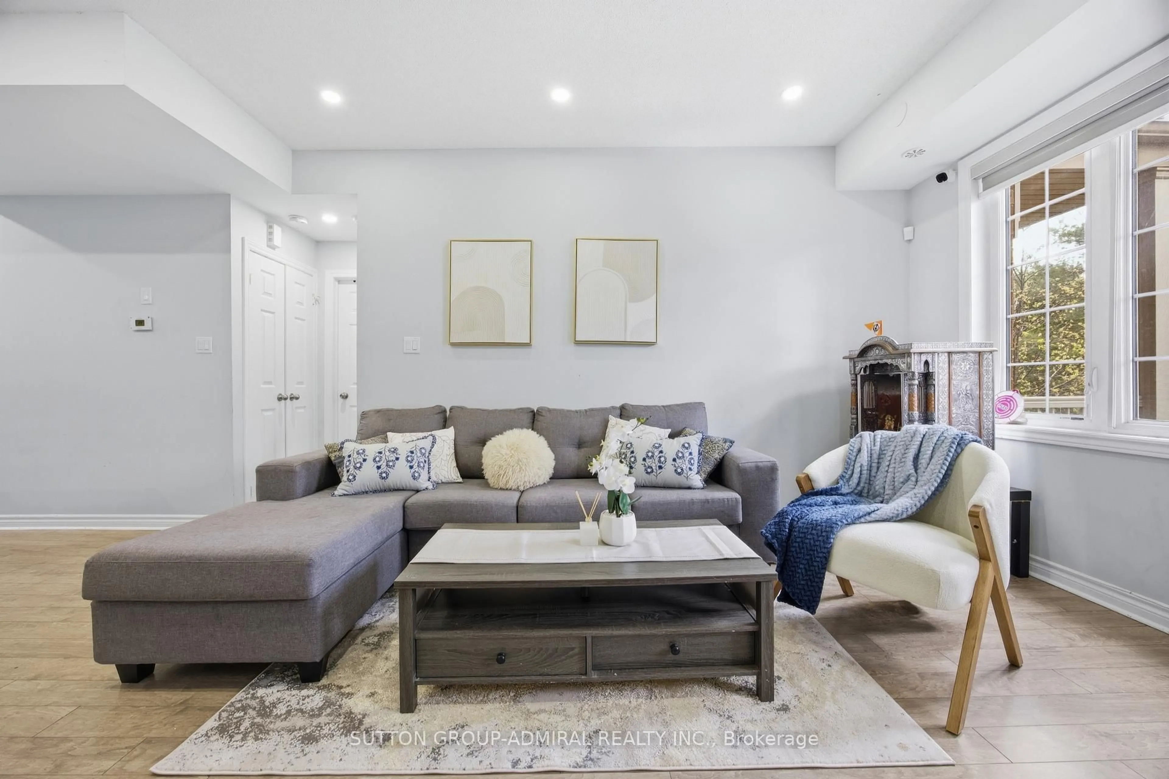 Living room with furniture, unknown for 180 Howden Blvd #56, Brampton Ontario L6S 0E6