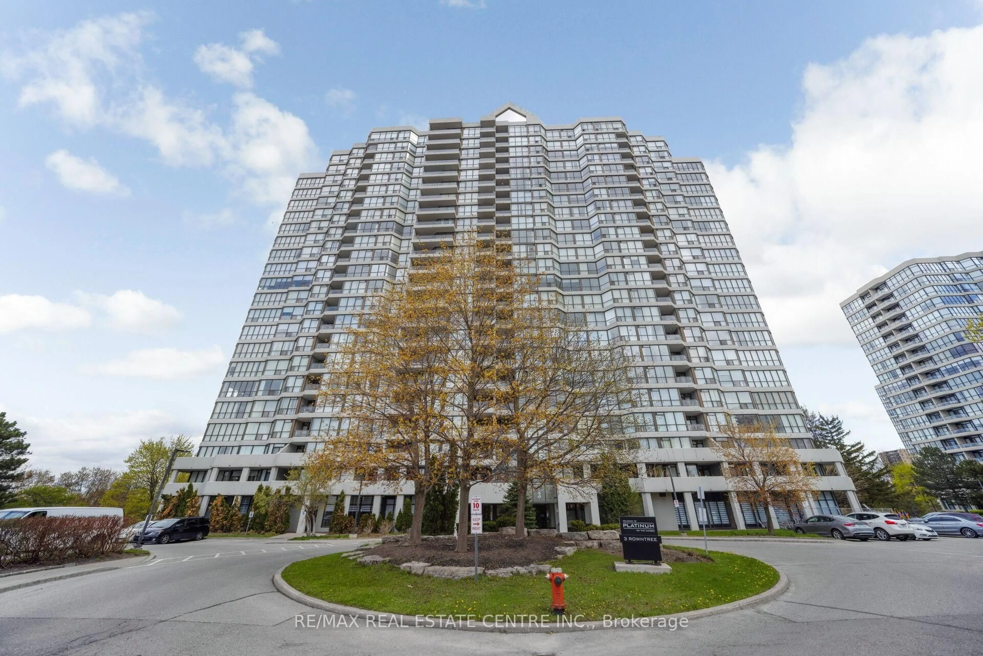 Unknown for 3 Rowntree Rd #607, Toronto Ontario M9V 5G8
