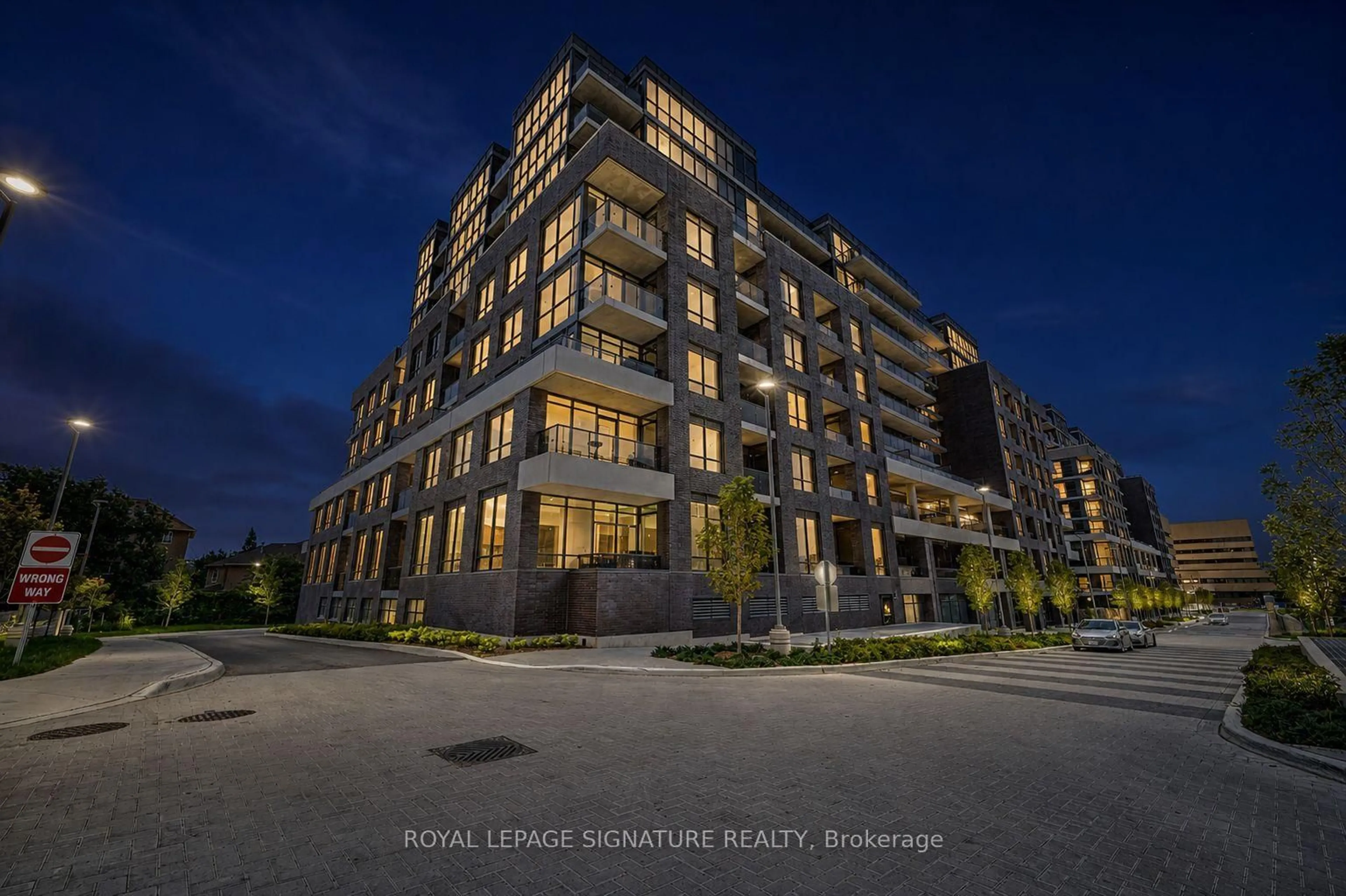 Unknown for 26 Gibbs Rd #548, Toronto Ontario M9B 0E3