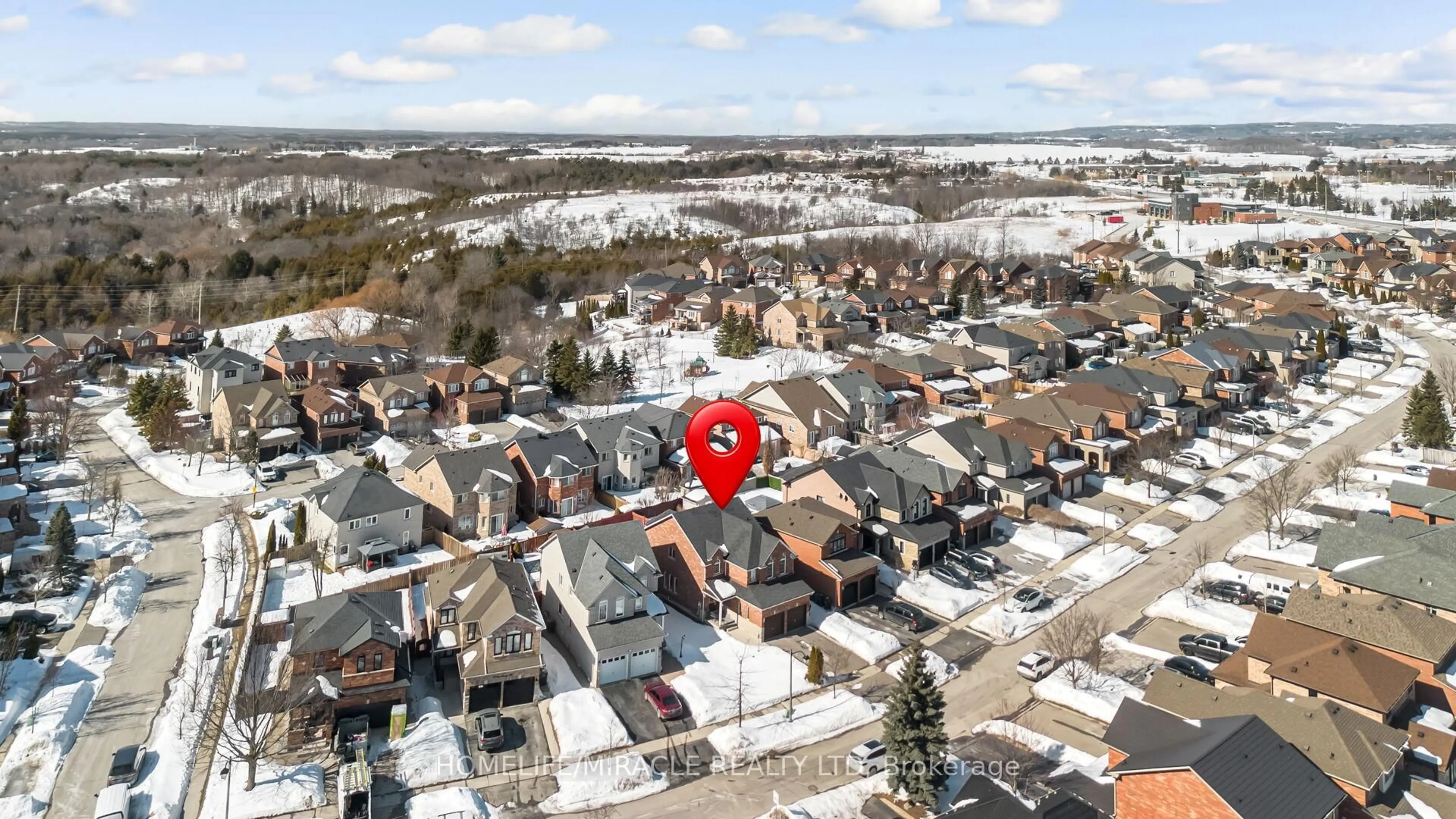 A pic from outside/outdoor area/front of a property/back of a property/a pic from drone, city buildings view from balcony for 49 Cross Country Blvd, Caledon Ontario L7E 2N6