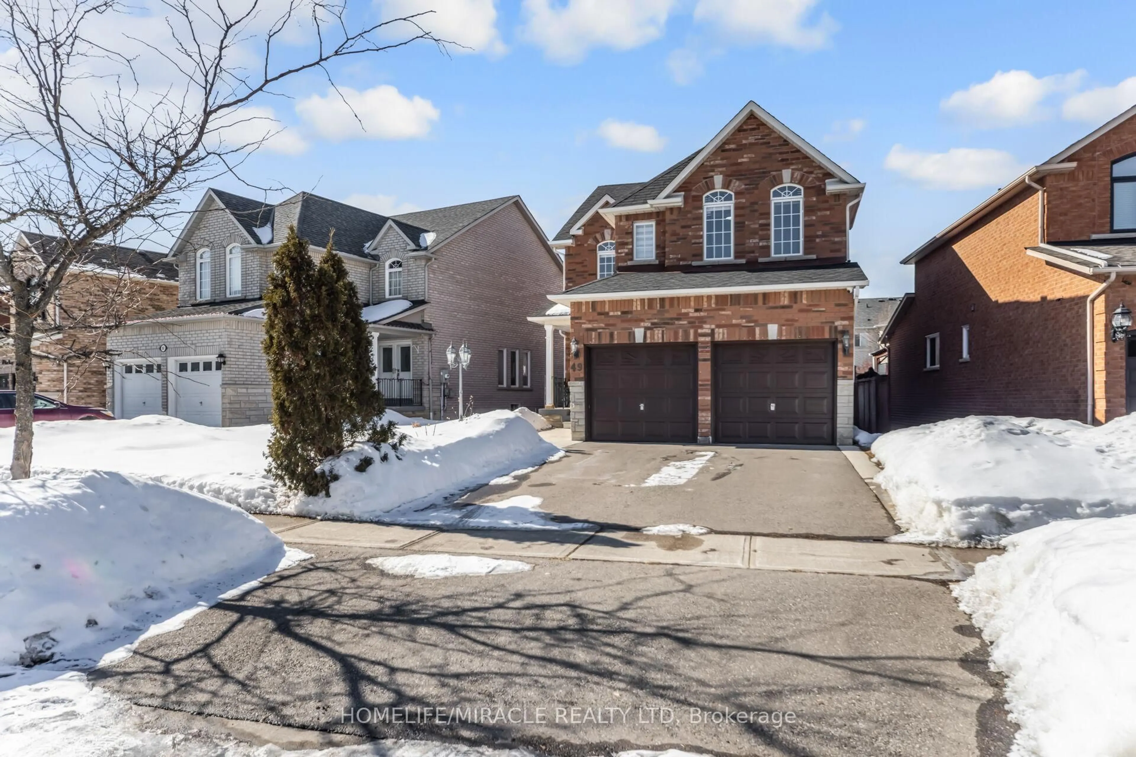 Home with brick exterior material, street for 49 Cross Country Blvd, Caledon Ontario L7E 2N6