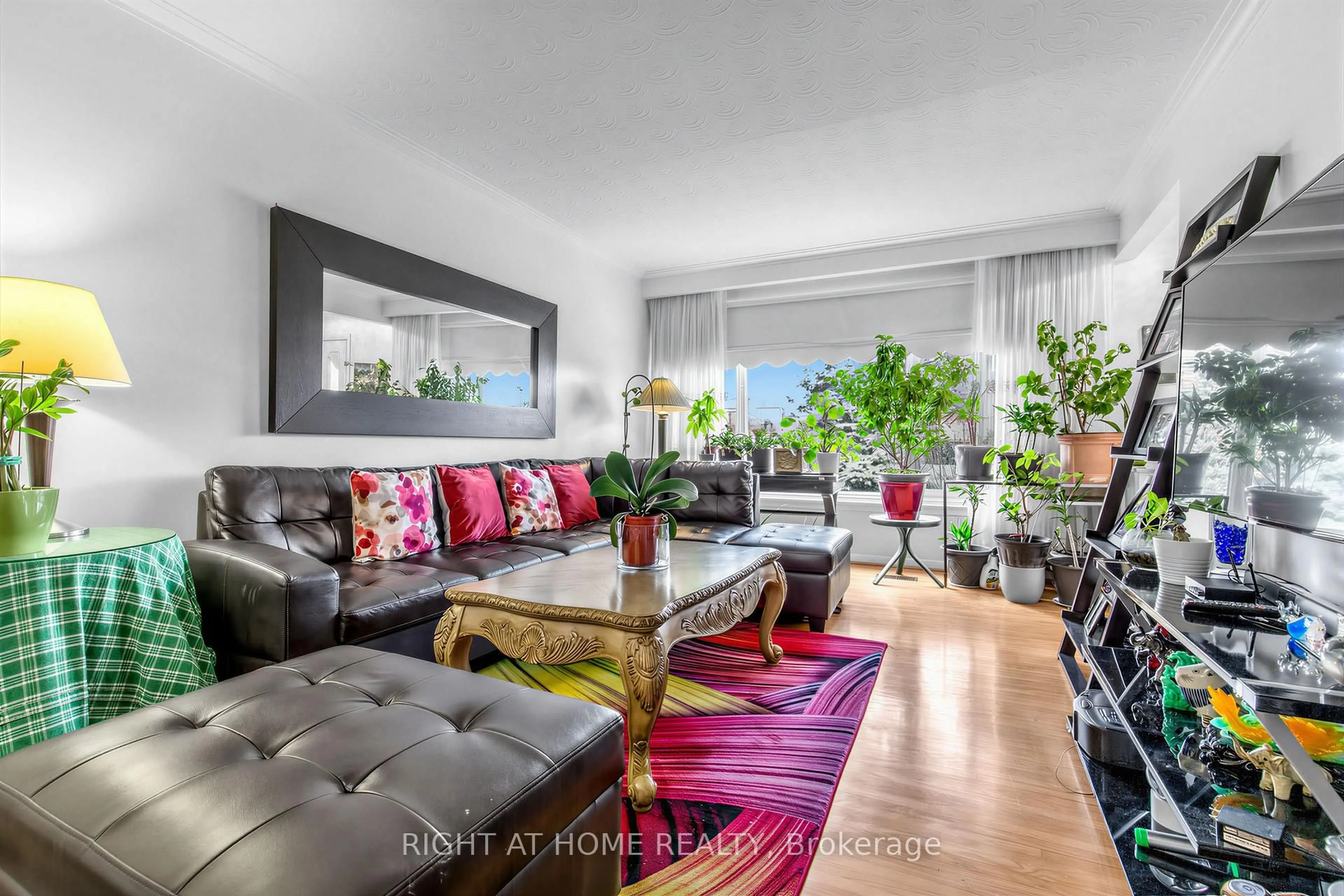 Living room with furniture, unknown for 5 Thwaite Ave, Toronto Ontario M3L 2C8