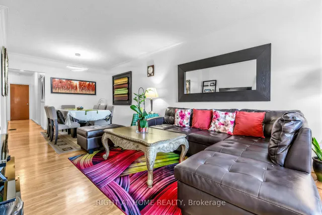5 Thwaite Ave, Toronto 4