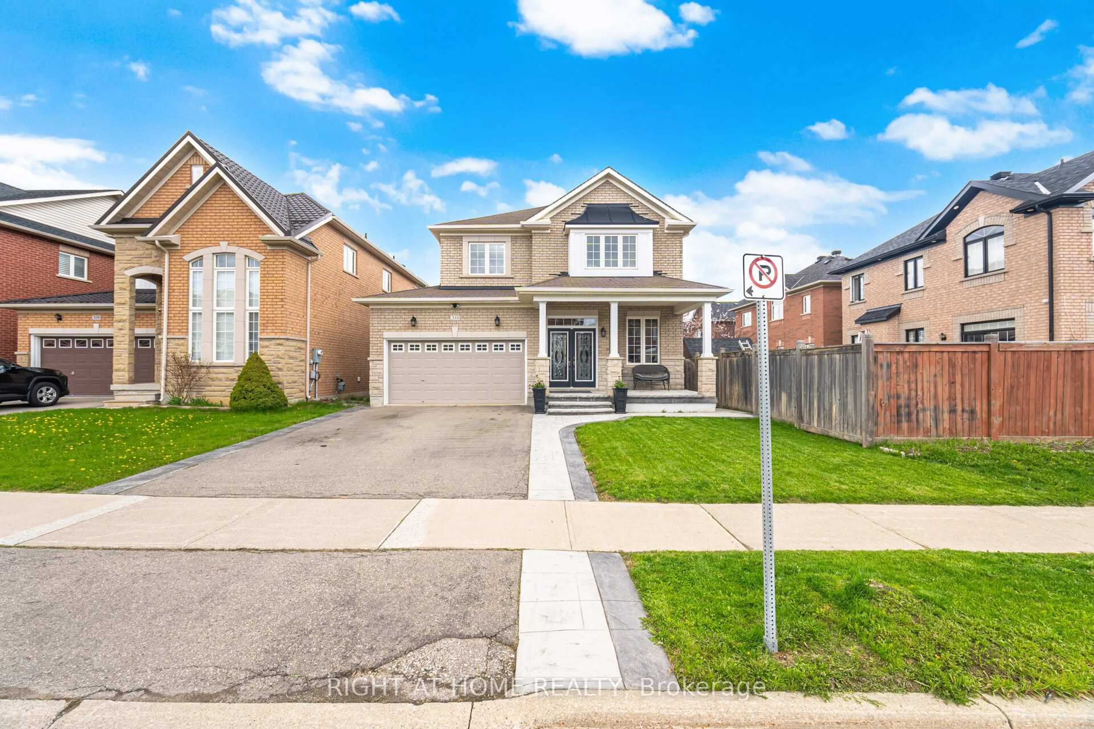 Home with brick exterior material, street for 333 Sunny Meadow Blvd, Brampton Ontario L6R 0E9